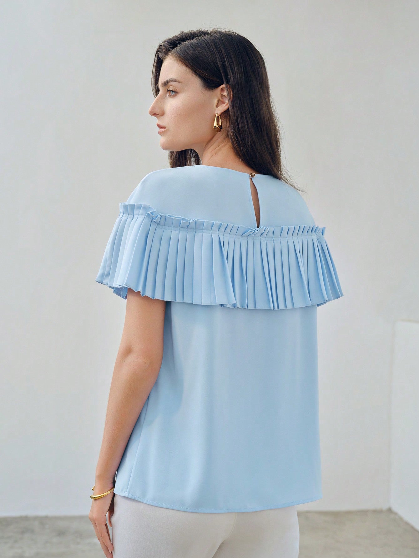 CM-TS943373 Women Elegant Seoul Style Round Neck Short Sleeve Pleated Ruffle Trim Blouse - Blue