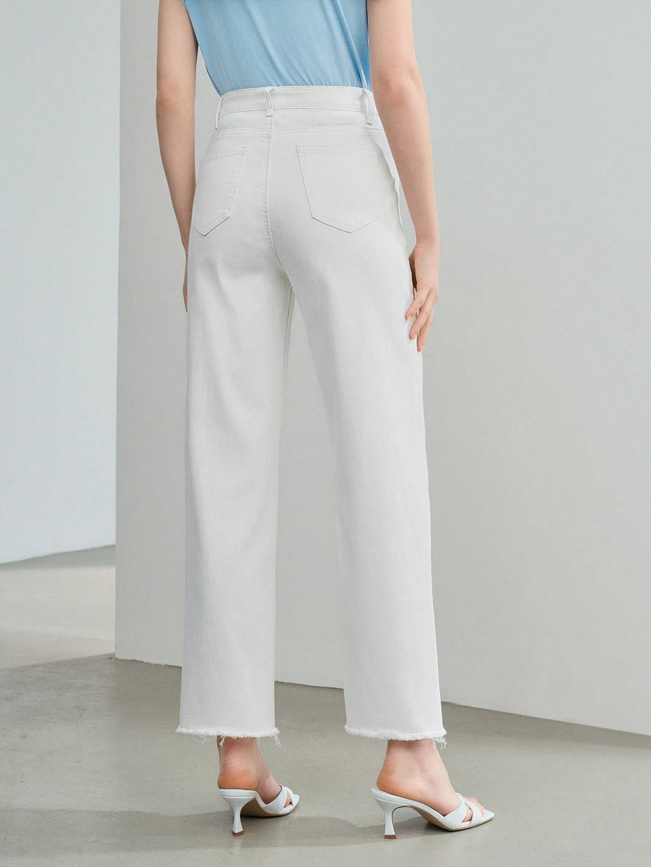 CM-BS577757 Women Casual Seoul Style Solid Raw Edge Mom Fit Straight Leg Jeans - White