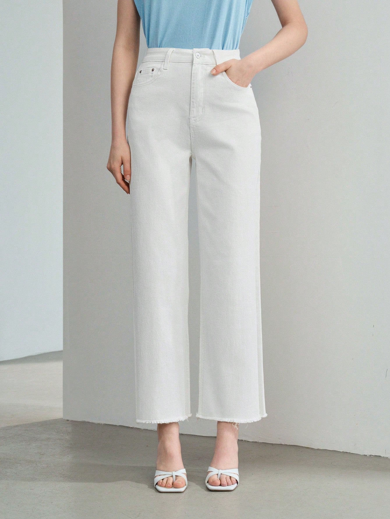 CM-BS577757 Women Casual Seoul Style Solid Raw Edge Mom Fit Straight Leg Jeans - White