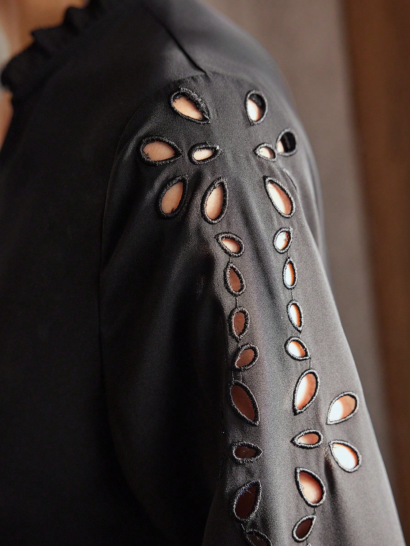 CM-TS200095 Women Elegant Seoul Style Frill V-Neck Schiffy Lantern Sleeve Blouse - Black