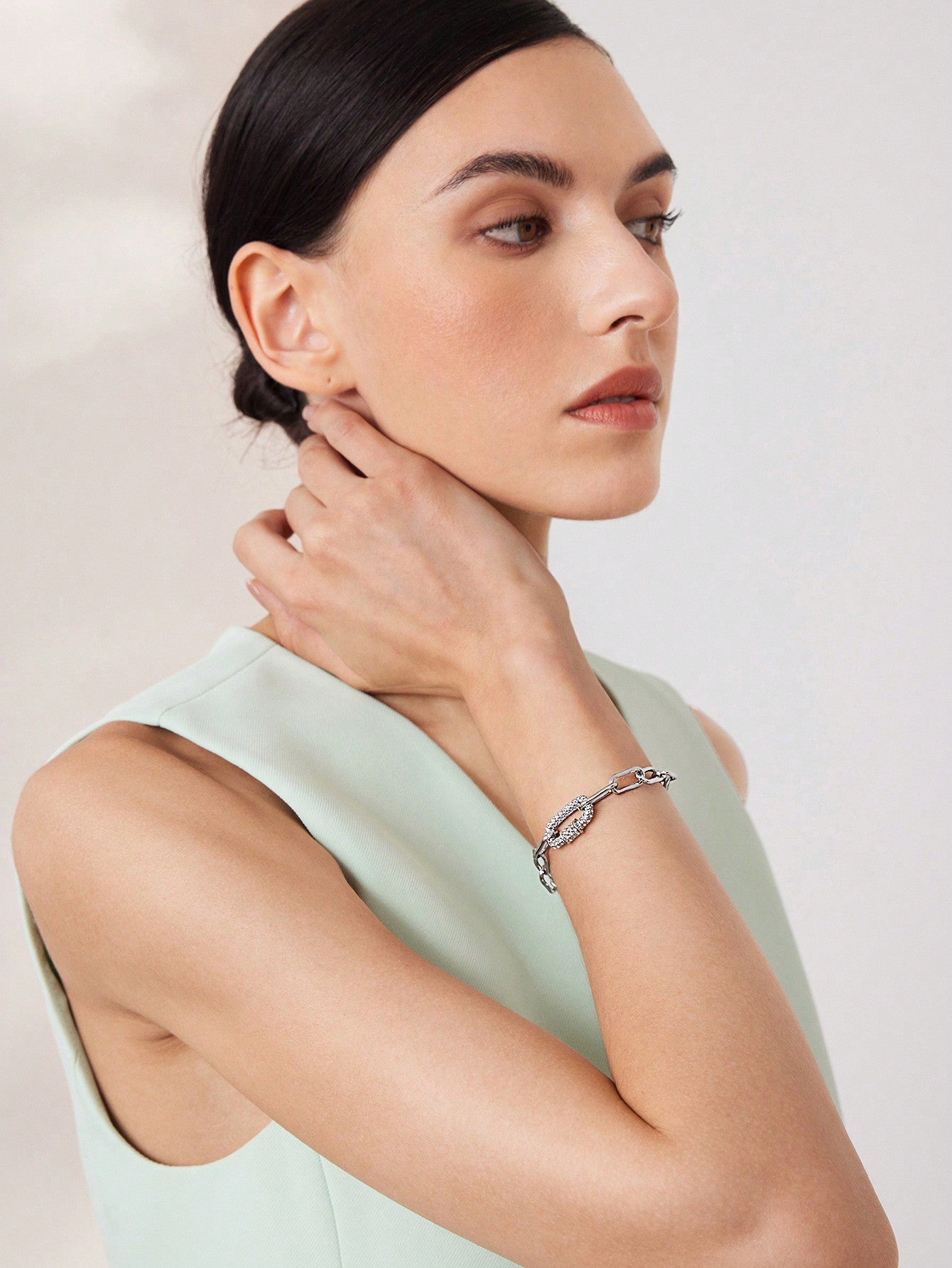 CM-AXS438313 Women Trendy Seoul Style Chain Rhinestone Bracelet - Silver