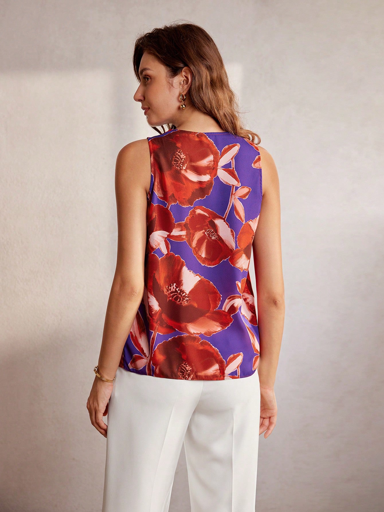 CM-TS120171 Women Elegant Seoul Style Floral Print V-Neck Sleeveless Blouse - Burgundy