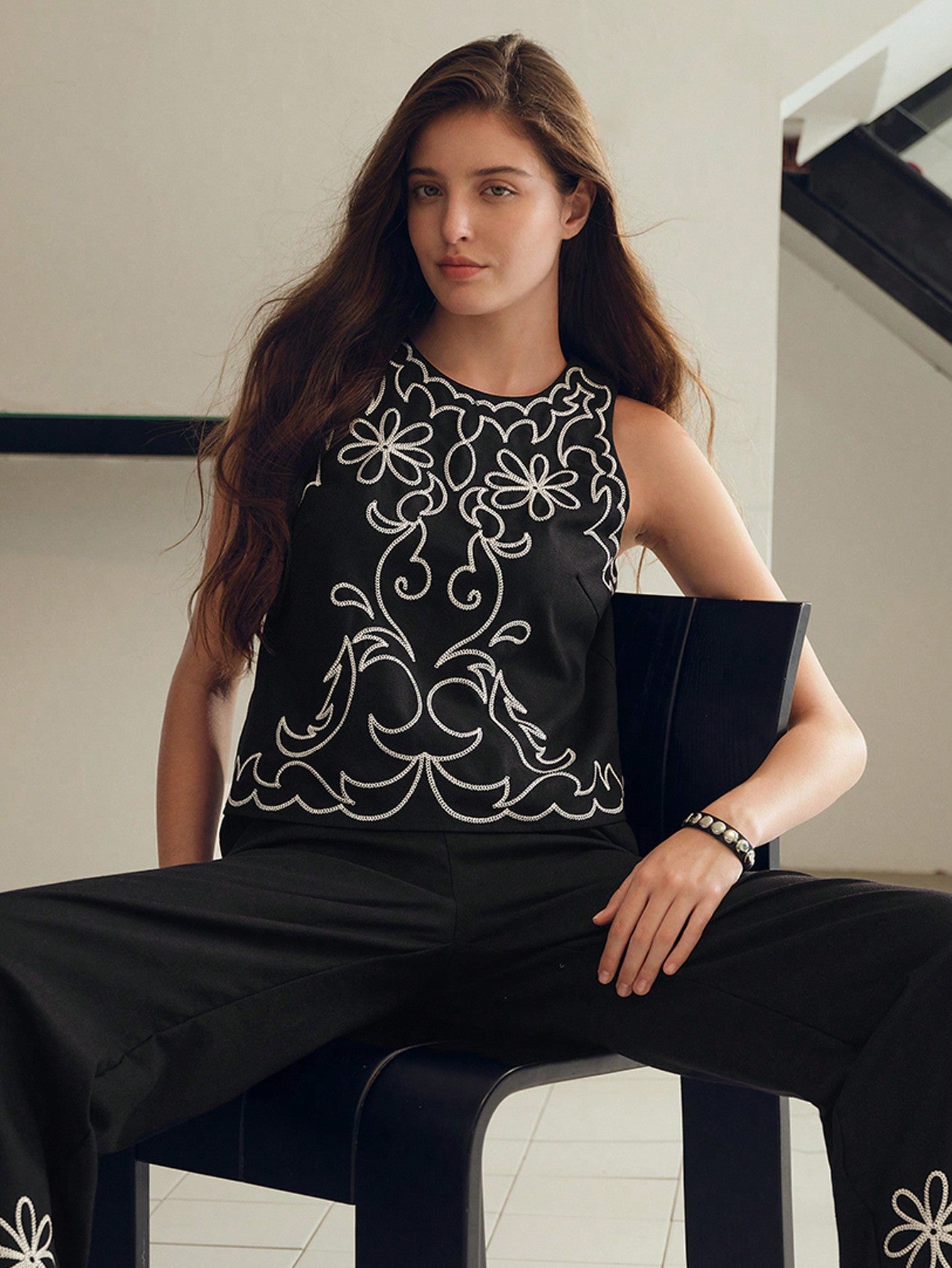 CM-TS700266 Women Elegant Seoul Style Floral Embroidery Round Neck Sleeveless Blouse - Black