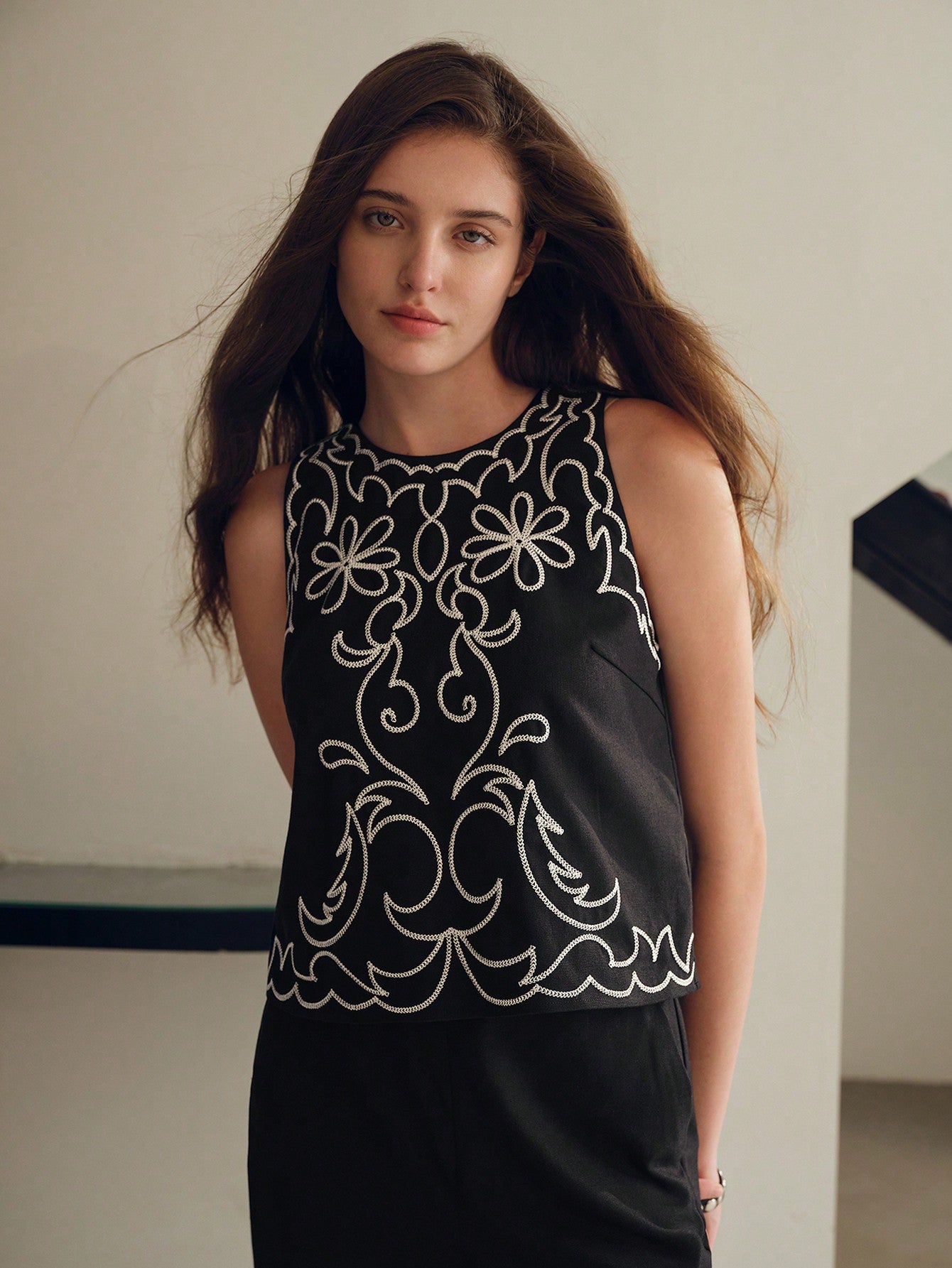 CM-TS700266 Women Elegant Seoul Style Floral Embroidery Round Neck Sleeveless Blouse - Black
