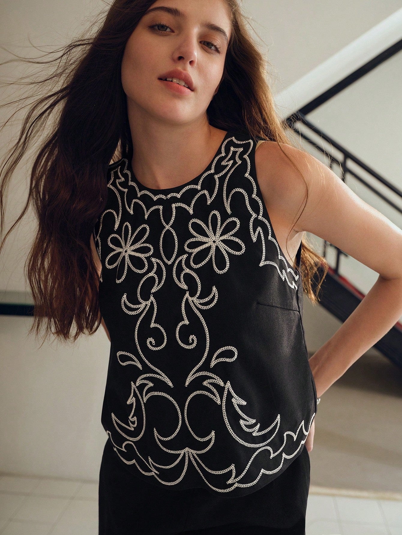 CM-TS700266 Women Elegant Seoul Style Floral Embroidery Round Neck Sleeveless Blouse - Black