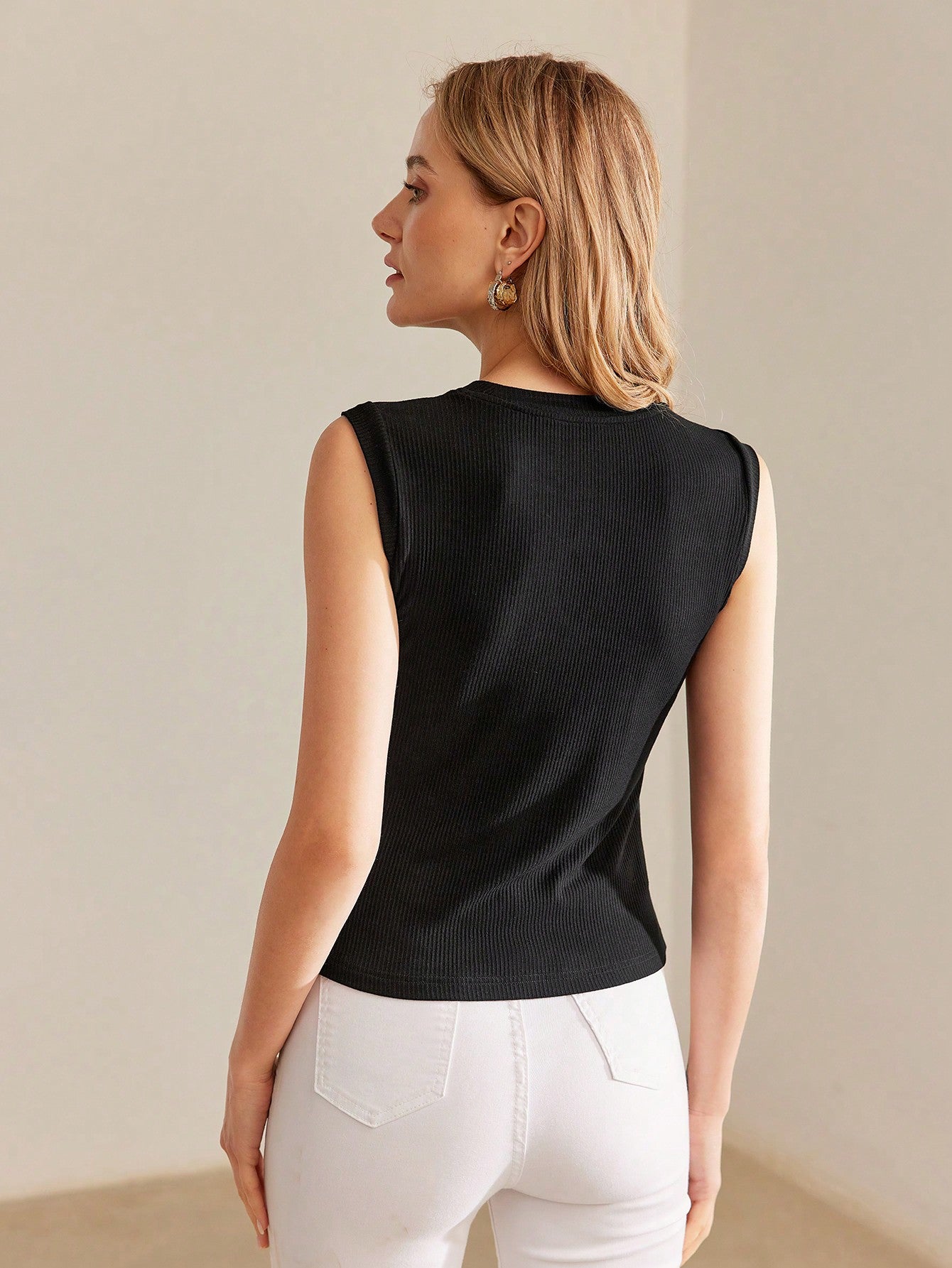 CM-TS595898 Women Casual Seoul Style Cut Out Rhinestone Details Sleeveless Top - Black