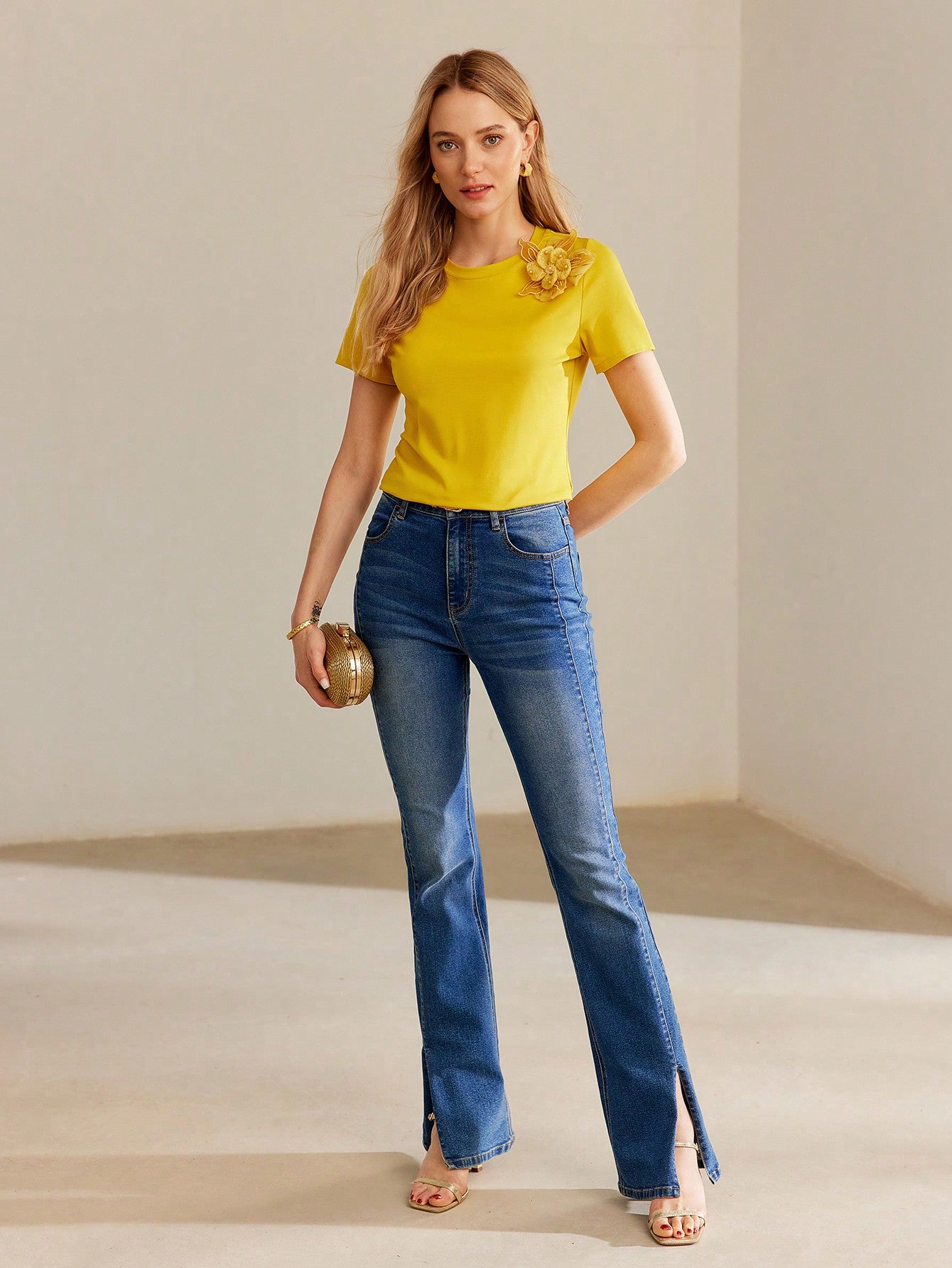 CM-TS195915 Women Casual Seoul Style Floral Patch Round Neck Short Sleeve Fitted T-Shirt - Yellow