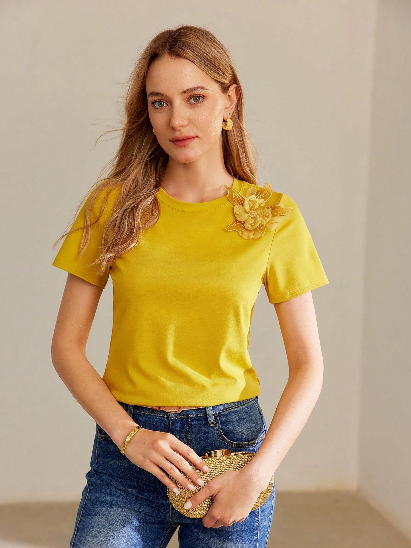 CM-TS195915 Women Casual Seoul Style Floral Patch Round Neck Short Sleeve Fitted T-Shirt - Yellow
