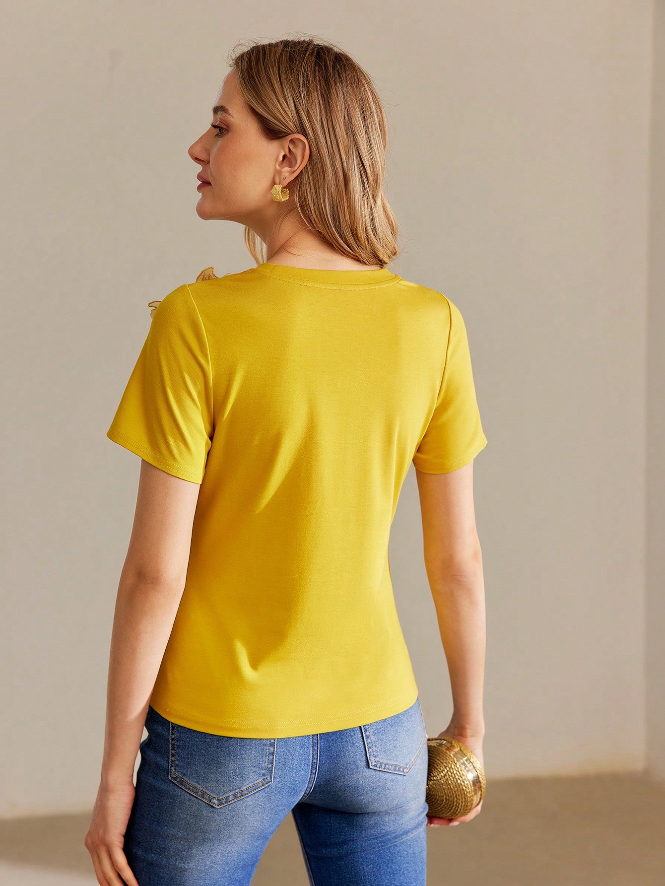 CM-TS195915 Women Casual Seoul Style Floral Patch Round Neck Short Sleeve Fitted T-Shirt - Yellow