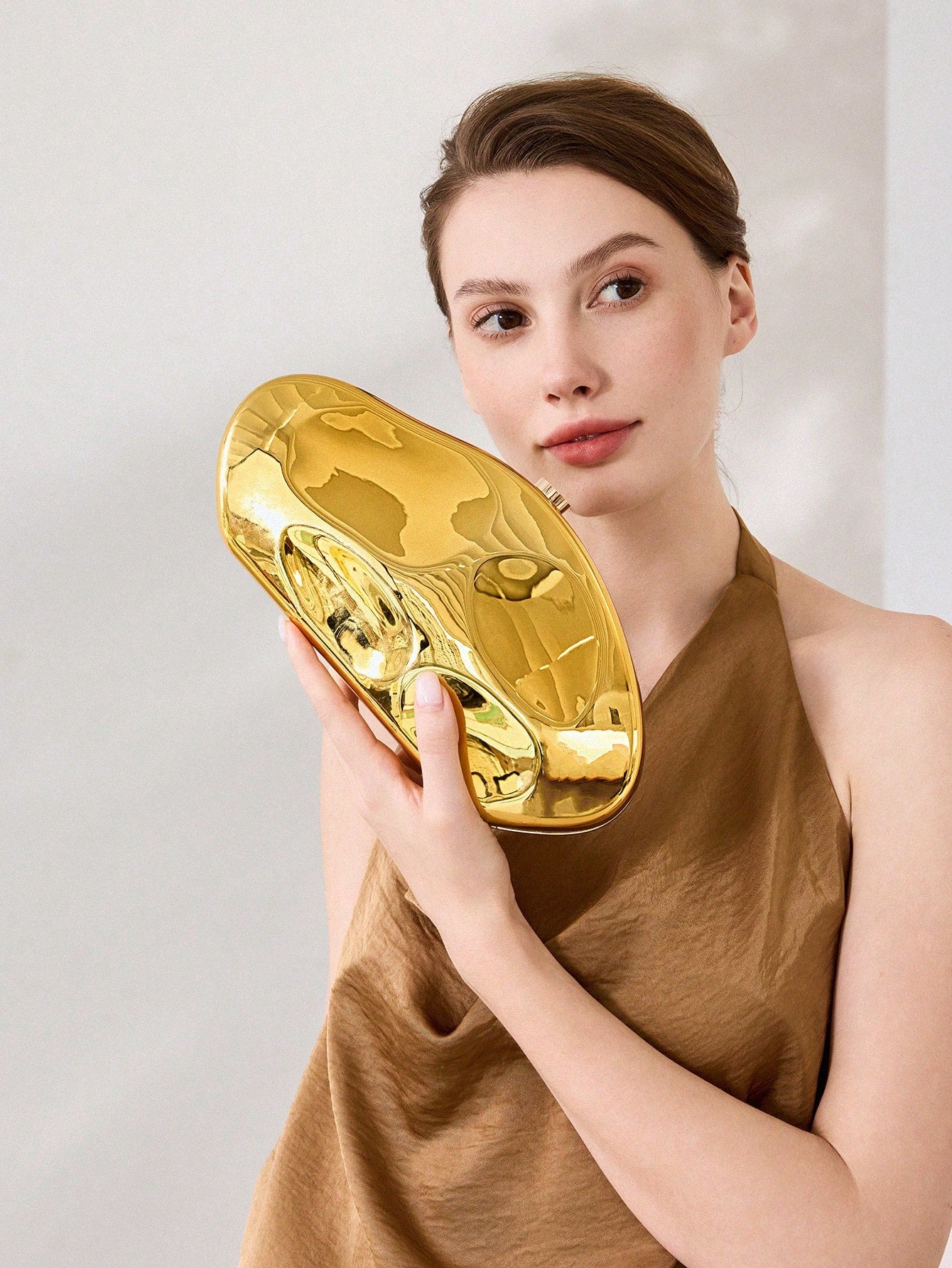 CM-BGS824618 Women Trendy Seoul Style Turn-Lock Chain Evening Bag - Gold