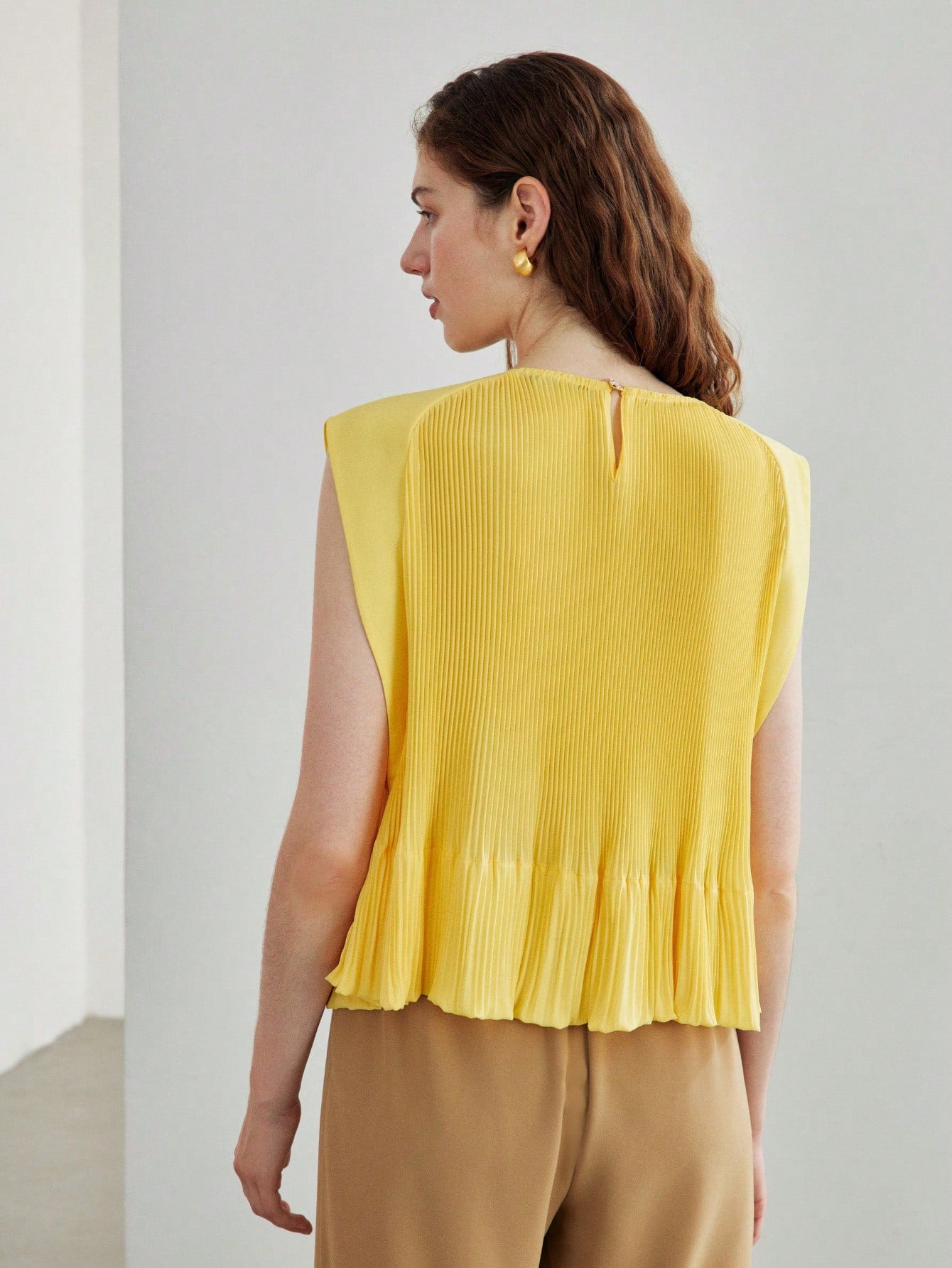 CM-TS997898 Women Casual Seoul Style Round Neck Pleated Cap Sleeve Blouse - Yellow