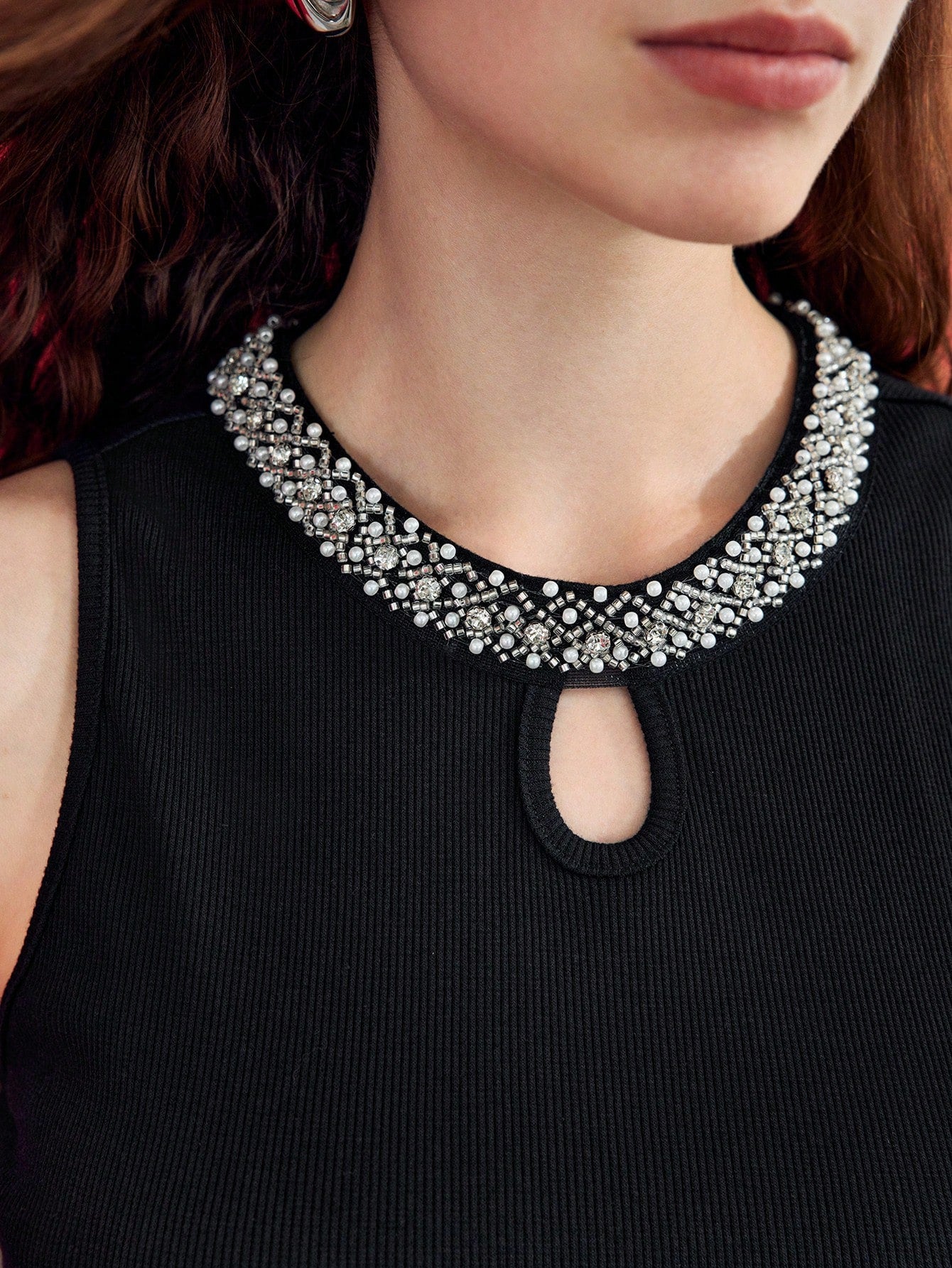 CM-TS328576 Women Elegant Seoul Style Contrast Beaded Keyhole Neckline Tank Top - Black