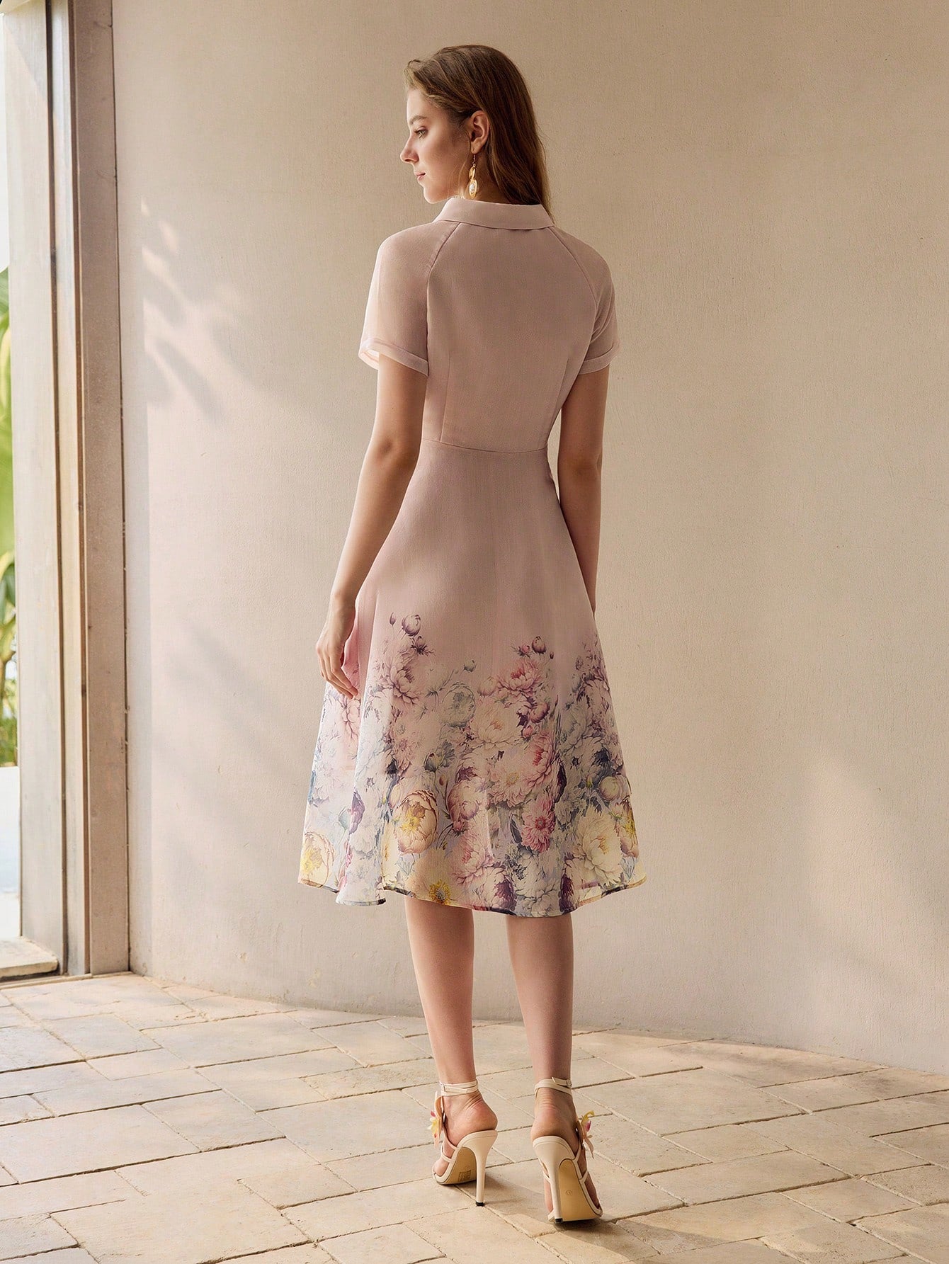 CM-DS486569 Women Elegant Seoul Style Notched Neckline Short Sleeve Organza Floral Print Midi Dress - Pink