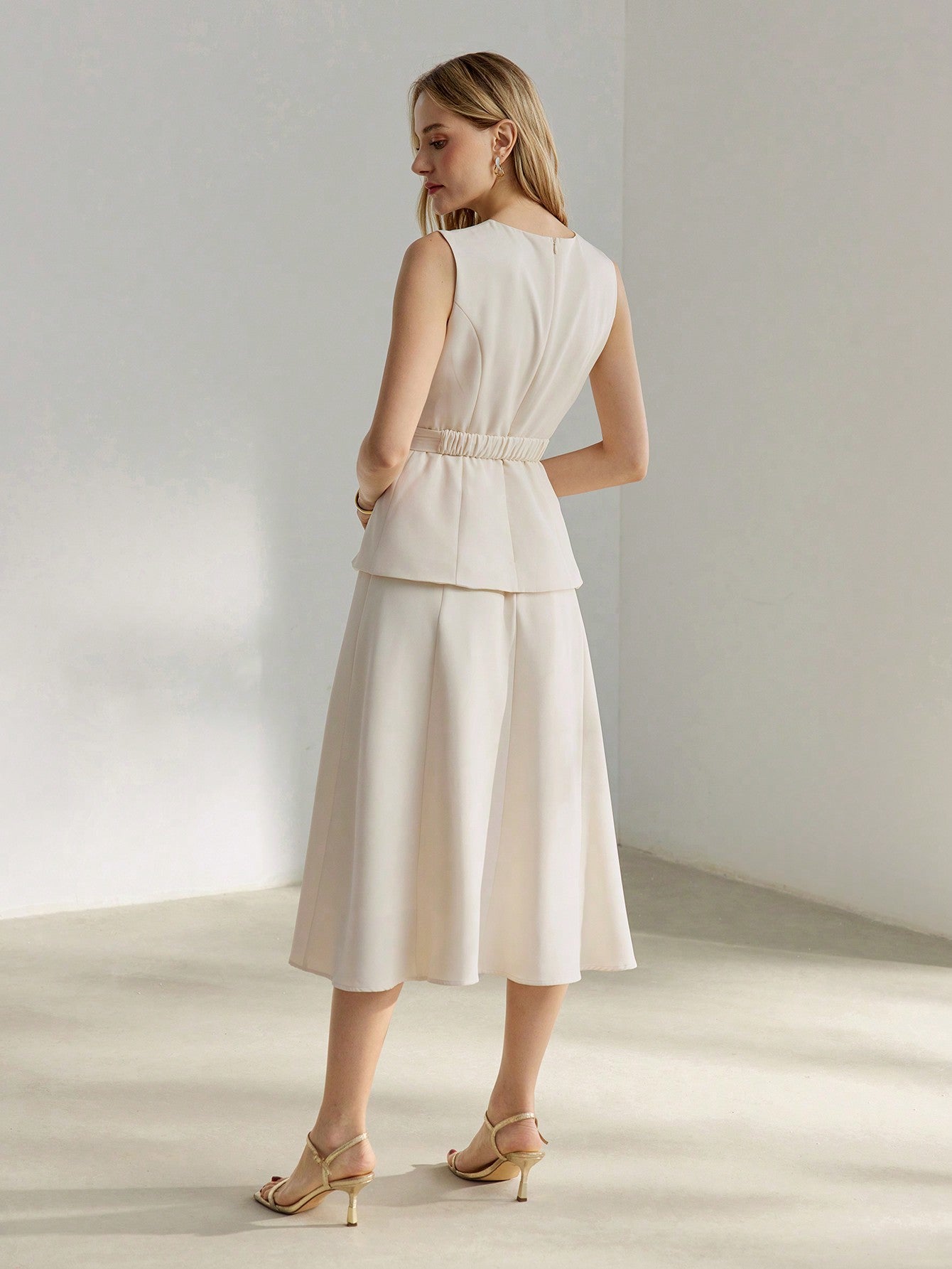 CM-DS675802 Women Elegant Seoul Style Round Neck Sleevless High Waist A-Line Belted Dress - Apricot