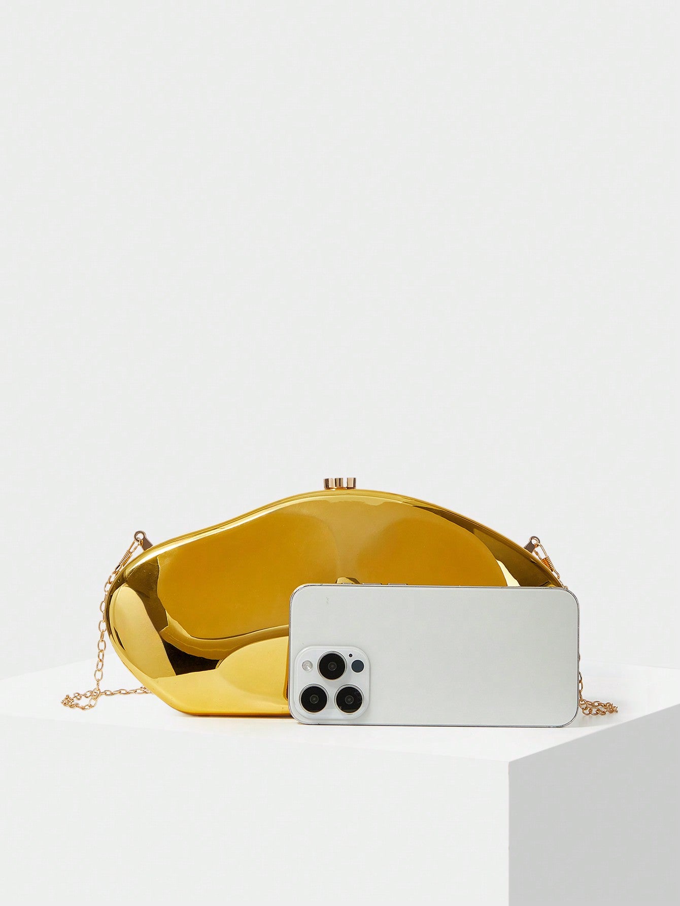 CM-BGS824618 Women Trendy Seoul Style Turn-Lock Chain Evening Bag - Gold