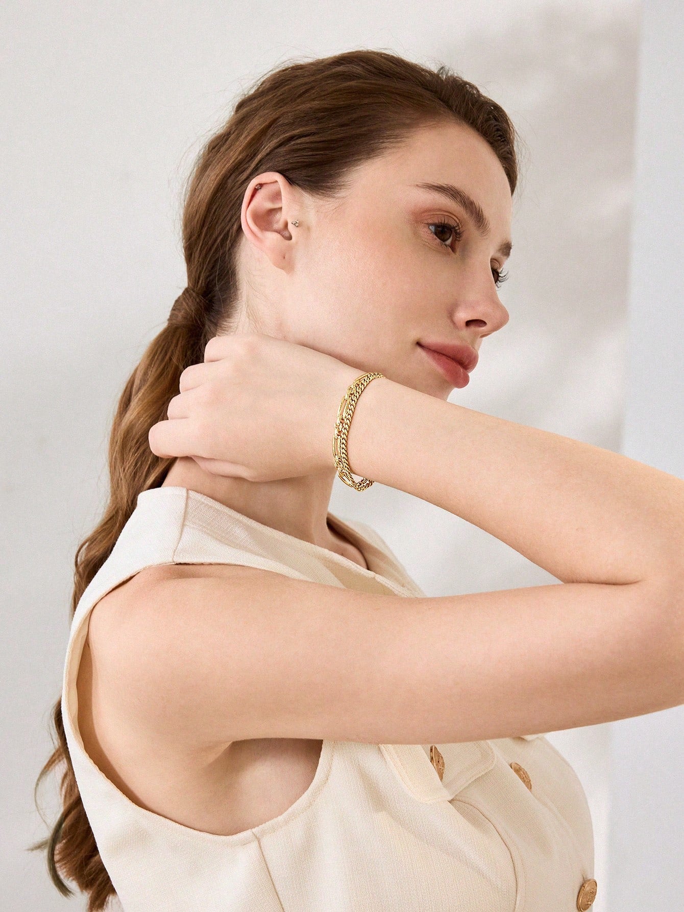 CM-AXS479859 Women Trendy Seoul Style 18K Gold Plated Hip Hop Design Bracelet