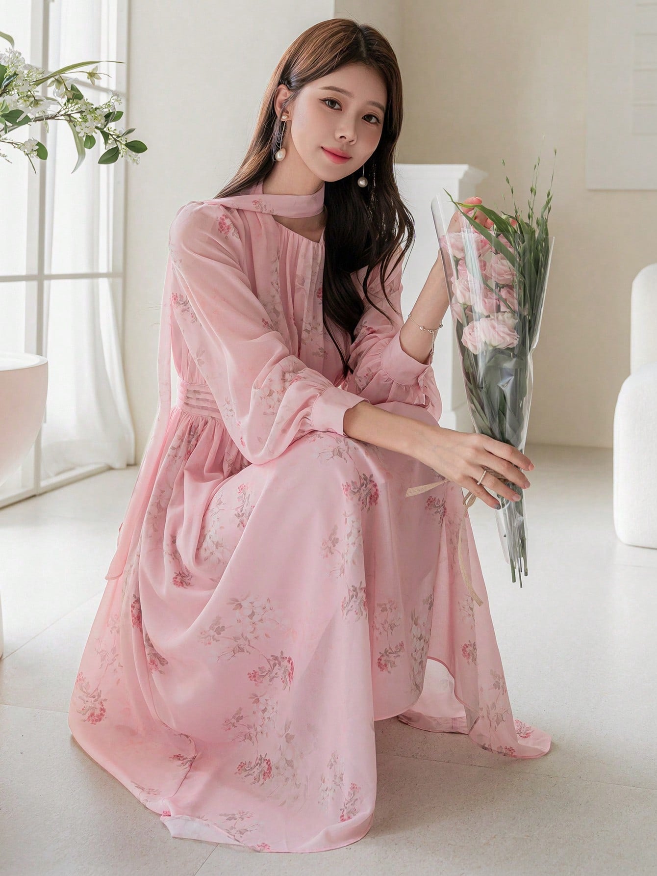 CM-DS121939 Women Elegant Seoul Style Floral Print Puff Sleeve Tie Neck Dress - Pink