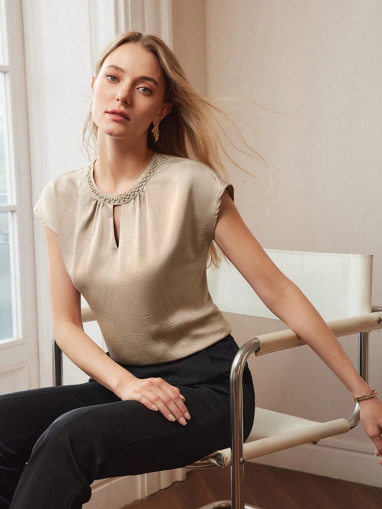 CM-TS423216 Women Elegant Seoul Style Rhinestone Chain Detail Keyhole Neckline Batwing Sleeve Blouse - Coffee Brown