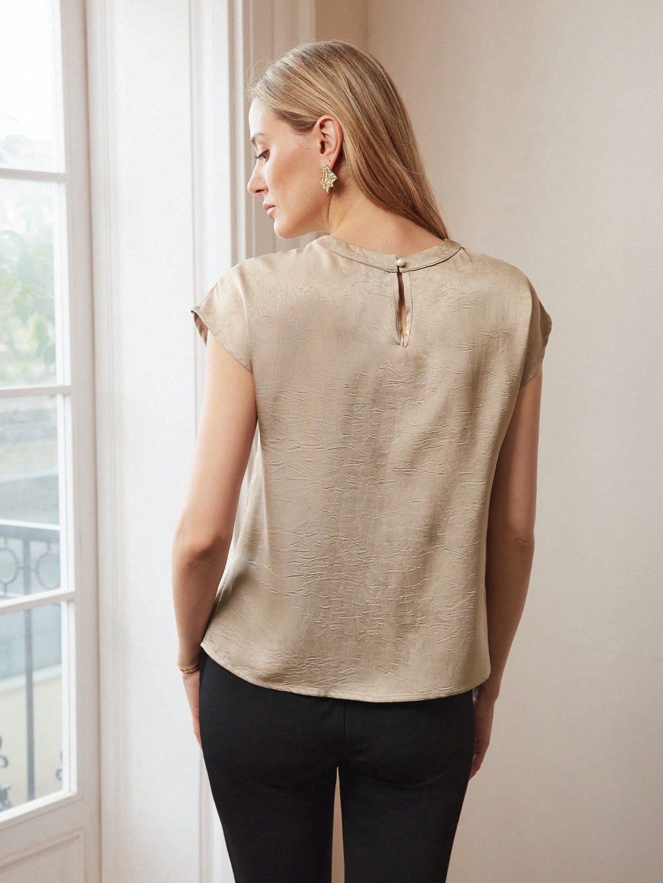 CM-TS423216 Women Elegant Seoul Style Rhinestone Chain Detail Keyhole Neckline Batwing Sleeve Blouse - Coffee Brown