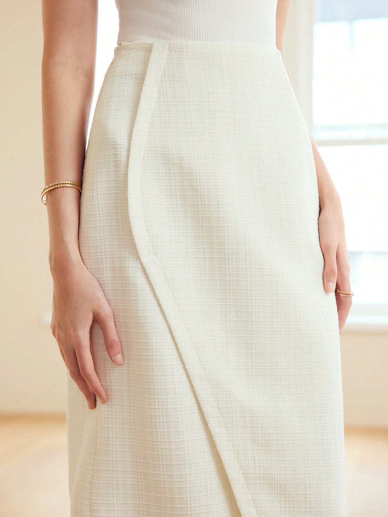 CM-BS902510 Women Elegant Seoul Style Solid Color Wrap Midi Skirt - Apricot