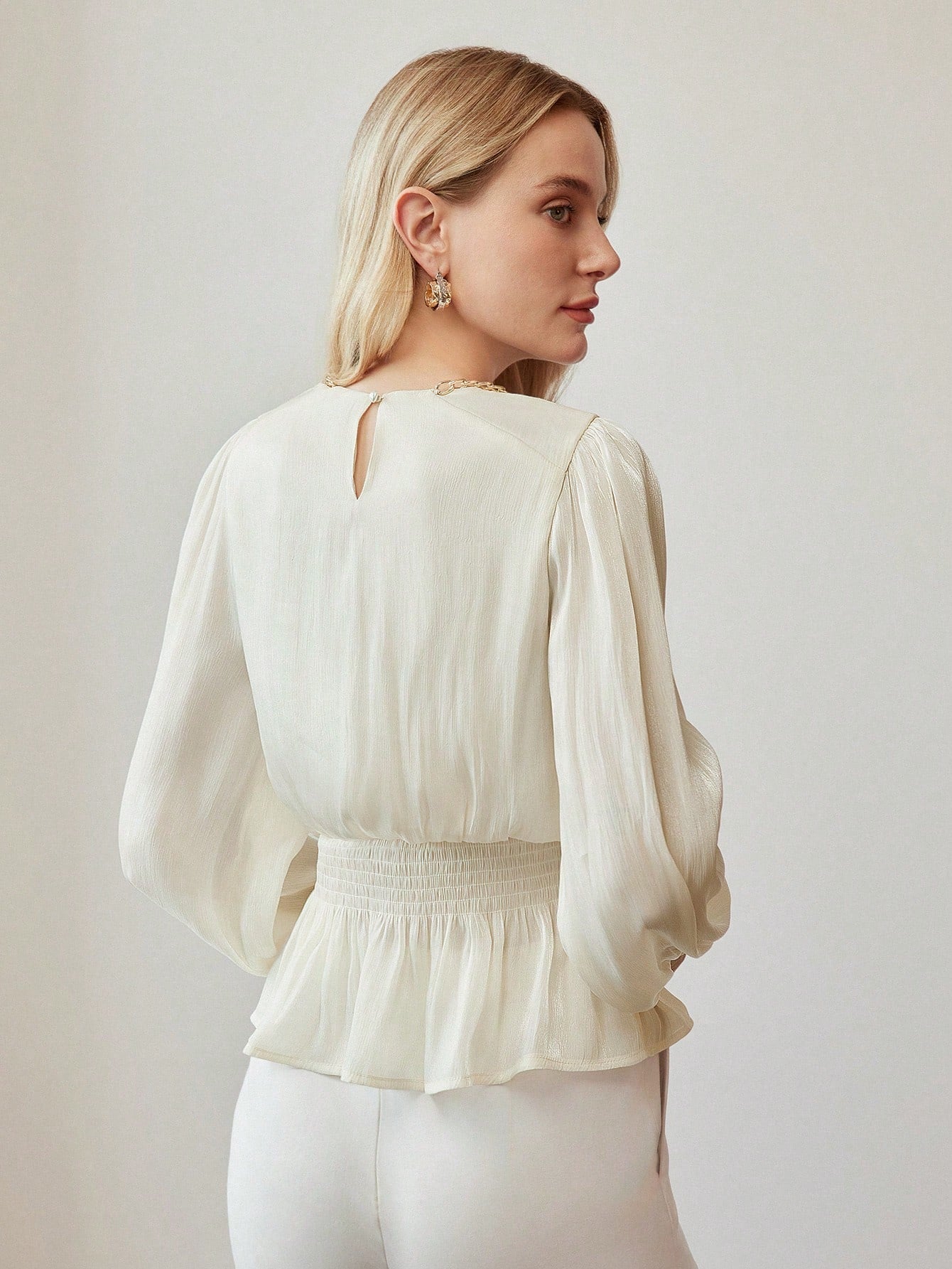 CM-TS555551 Women Elegant Seoul Style Chain Keyhole Neck Lantern Sleeve Peplum Blouse - Apricot