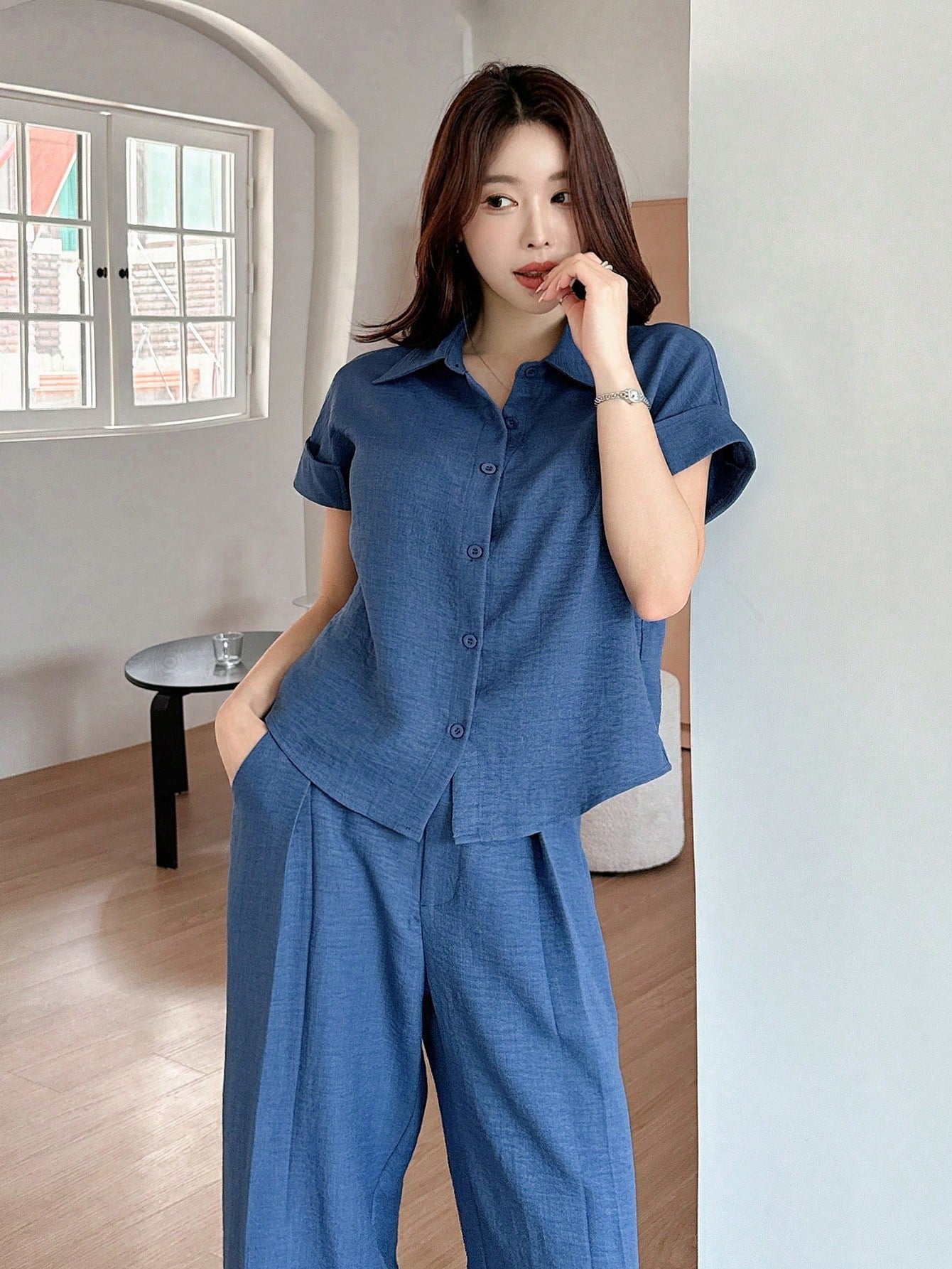 CM-SS502044 Women Casual Seoul Style Solid Color Collar Neckline Batwing Sleeve Blouse With Wide Leg Pants - Set