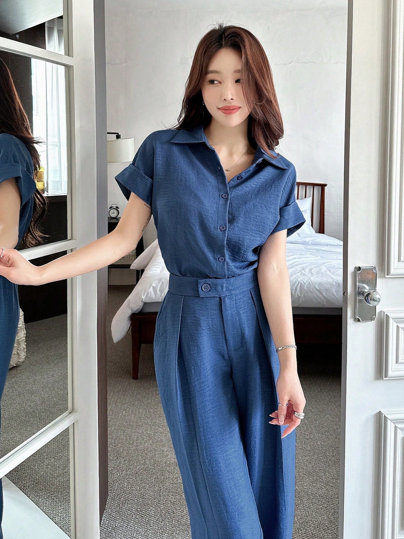 CM-SS502044 Women Casual Seoul Style Solid Color Collar Neckline Batwing Sleeve Blouse With Wide Leg Pants - Set