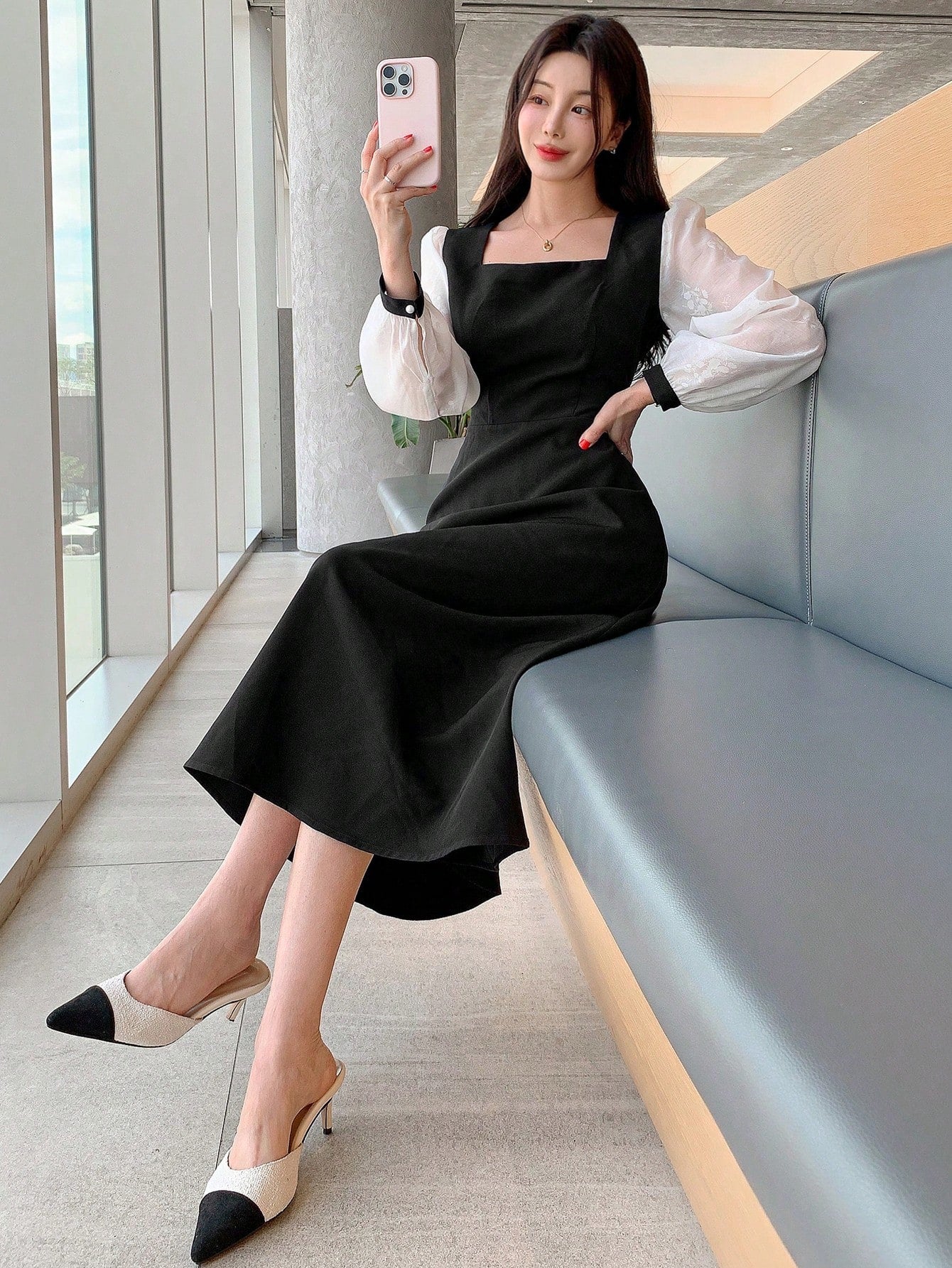 CM-DS023324 Women Elegant Seoul Style Colorblock V-Neck Sheer Mesh Long Sleeve Dress