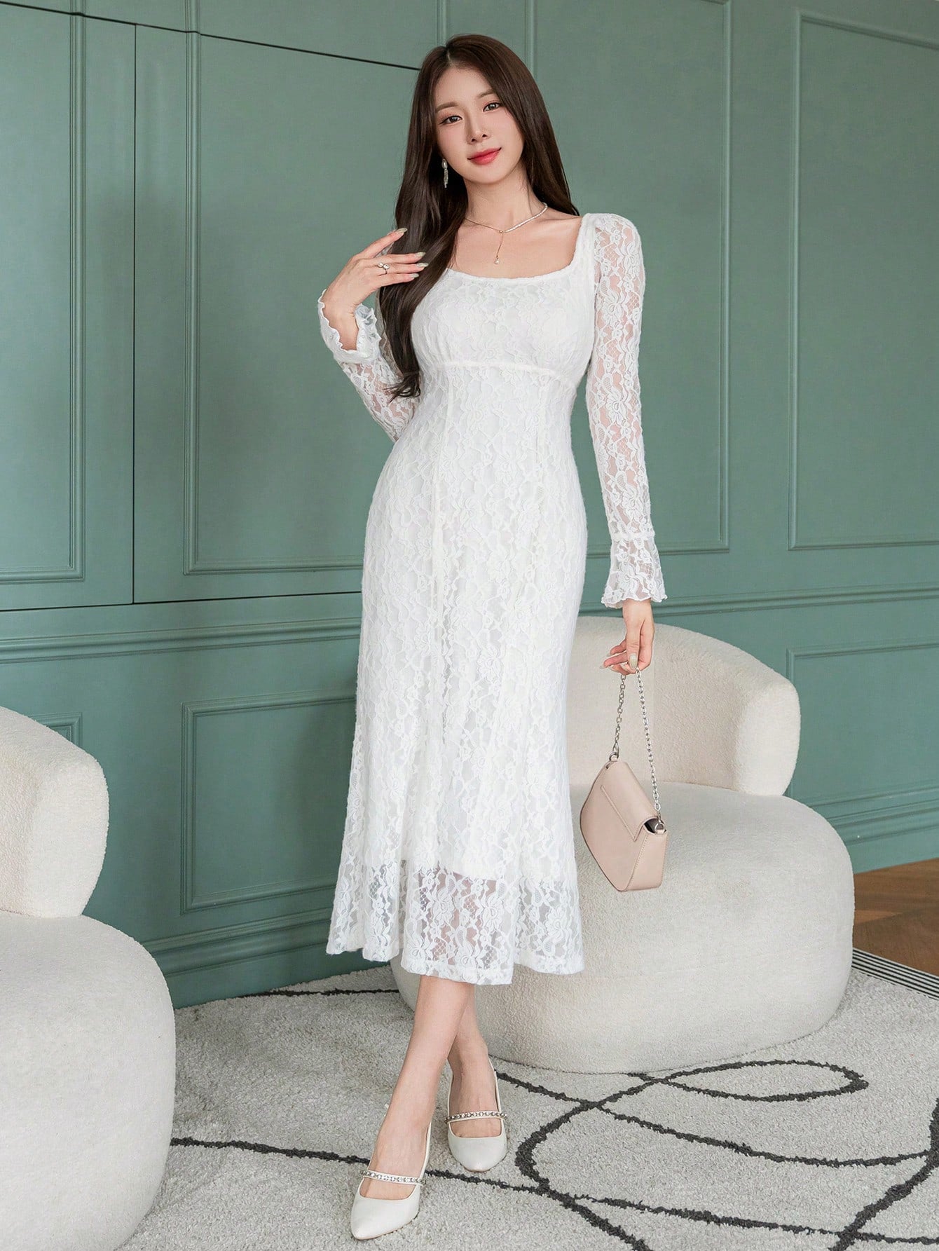 CM-DS994533 Women Elegant Seoul Style Lace Floral Embroidery Square Neck Mermaid Dress