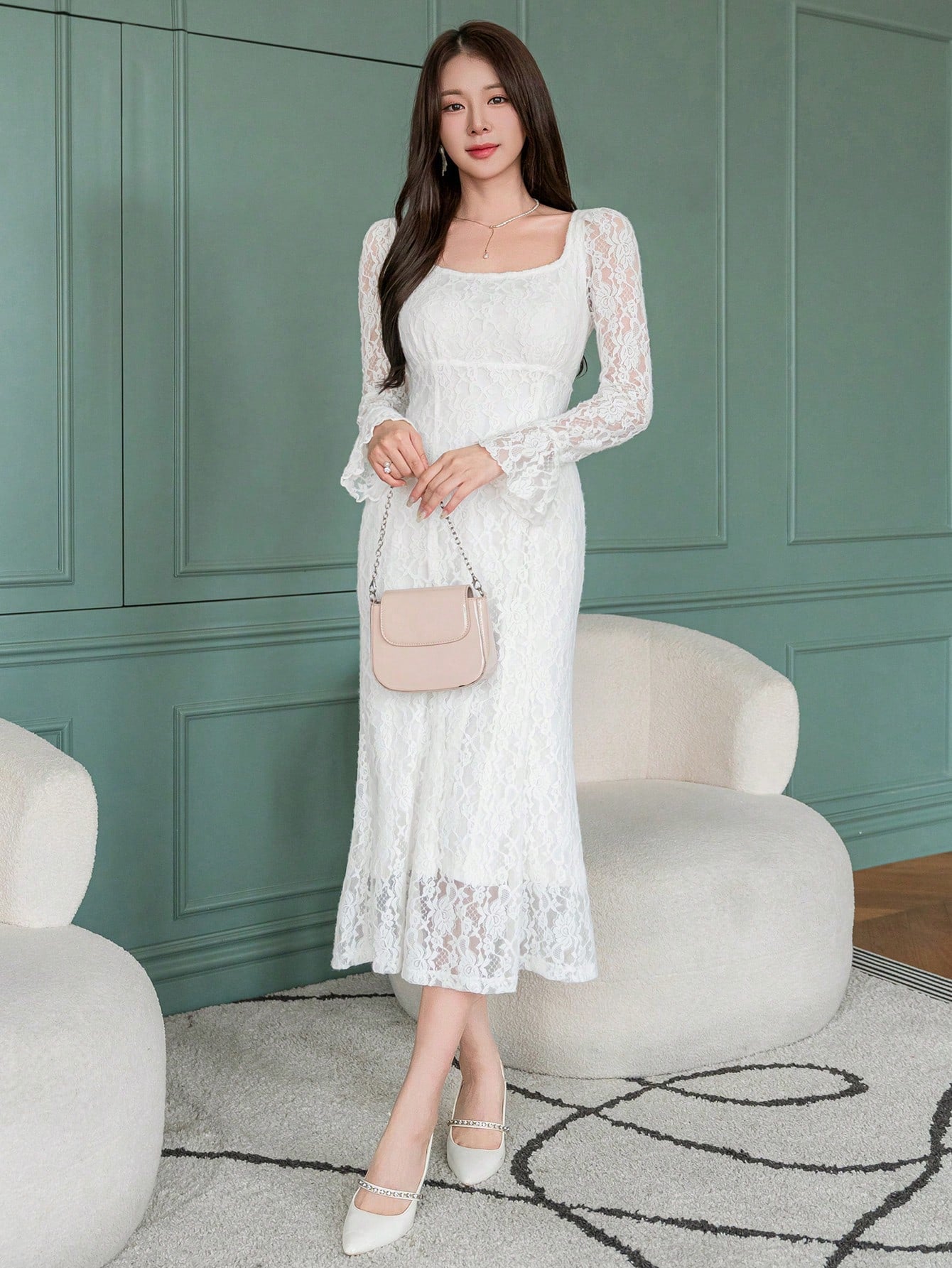 CM-DS994533 Women Elegant Seoul Style Lace Floral Embroidery Square Neck Mermaid Dress