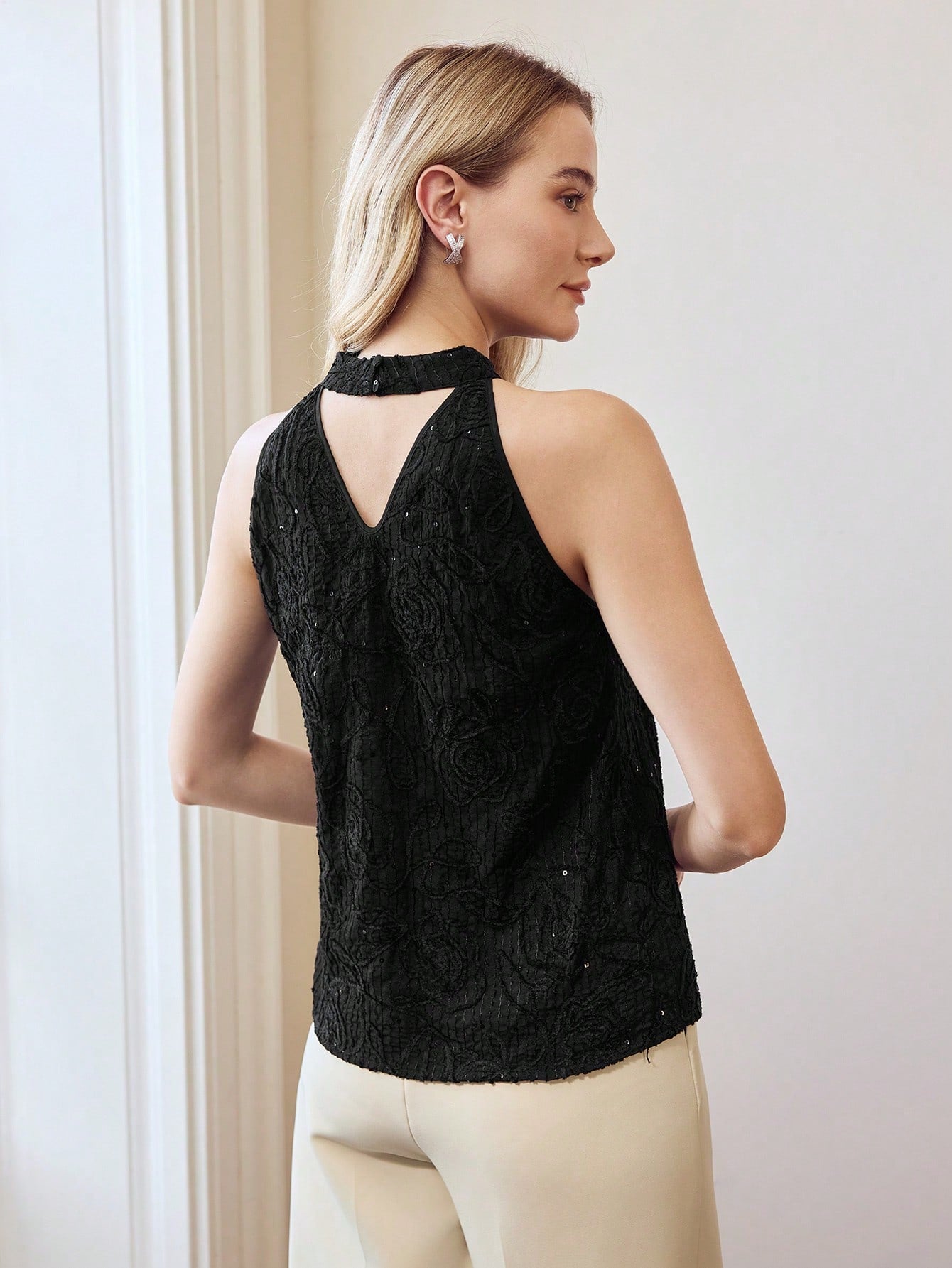 CM-TS849435 Women Elegant Seoul Style Keyhole Neckline Embroidery Floral Sequin Sleeveless Blouse - Black