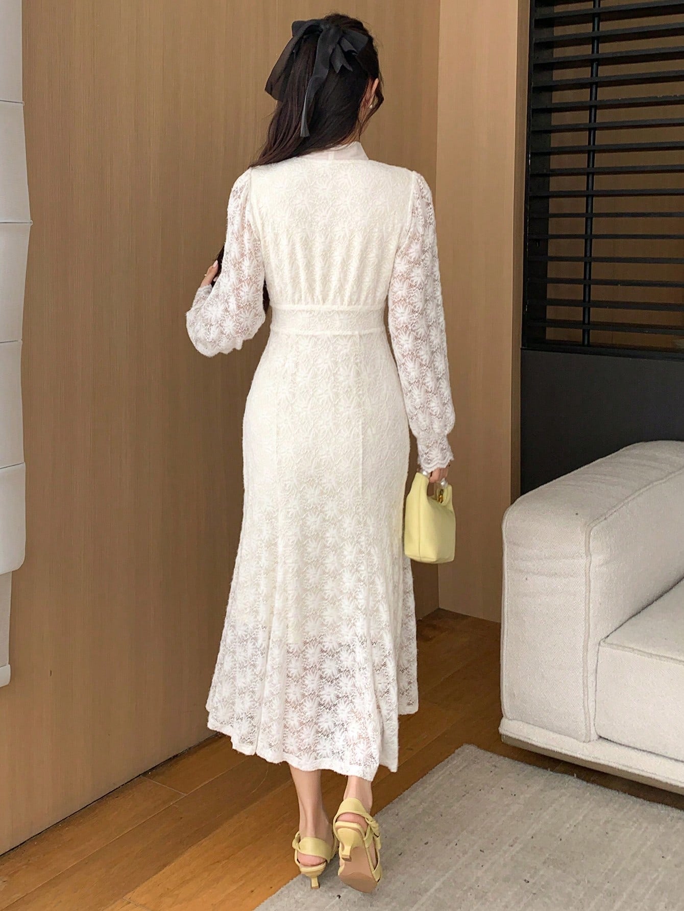 CM-DS535255 Women Elegant Seoul Style Tie Neck Long Sleeve Lace-Up A-Line Dress - White