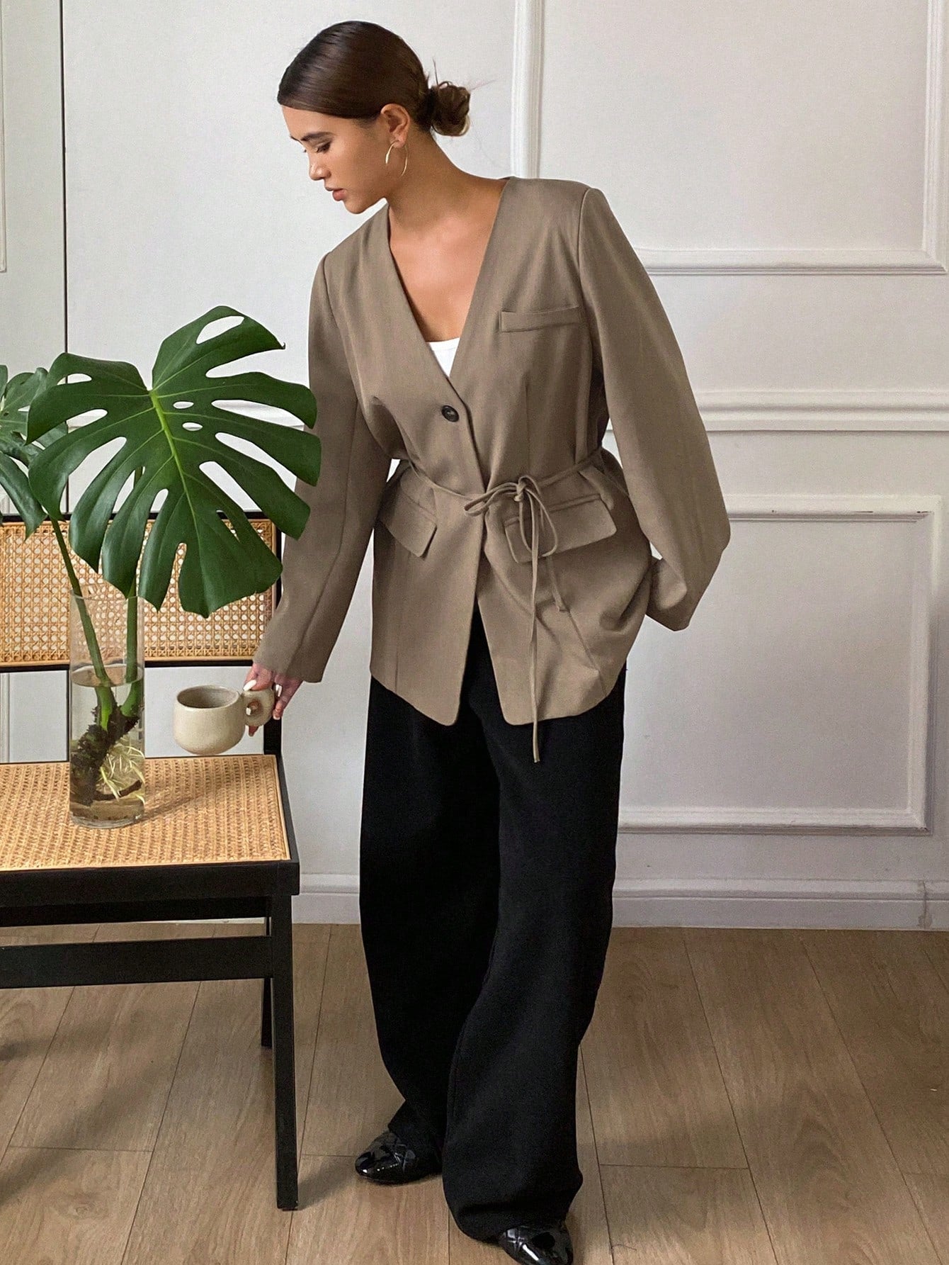 CM-CS603713 Women Casual Seoul Style Lapel Neckline Long Sleeve Loose Pocket Belted Blazer - Coffee Brown