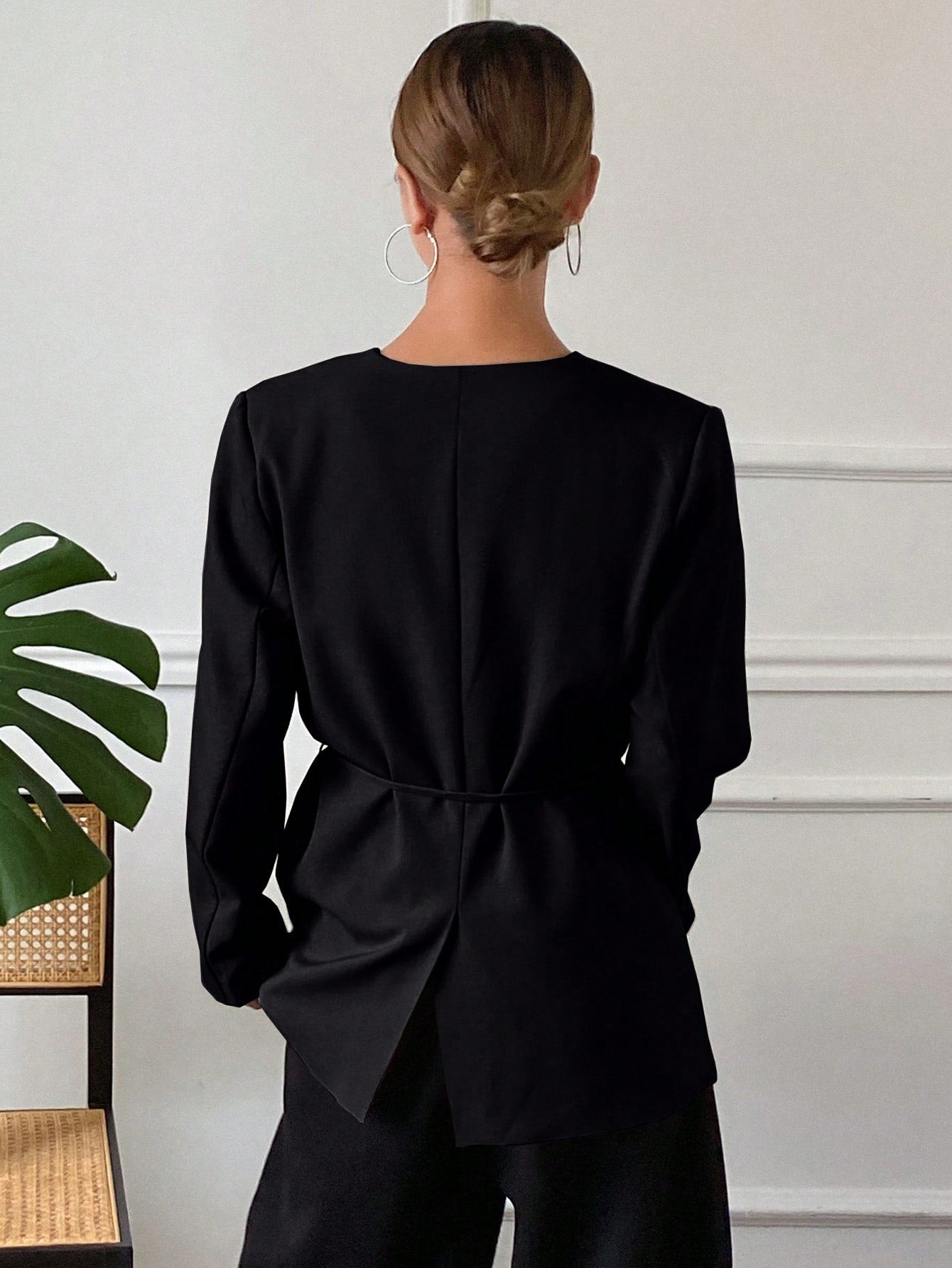 CM-CS661233 Women Casual Seoul Style Lapel Neckline Long Sleeve Loose Pocket Belted Blazer - Black