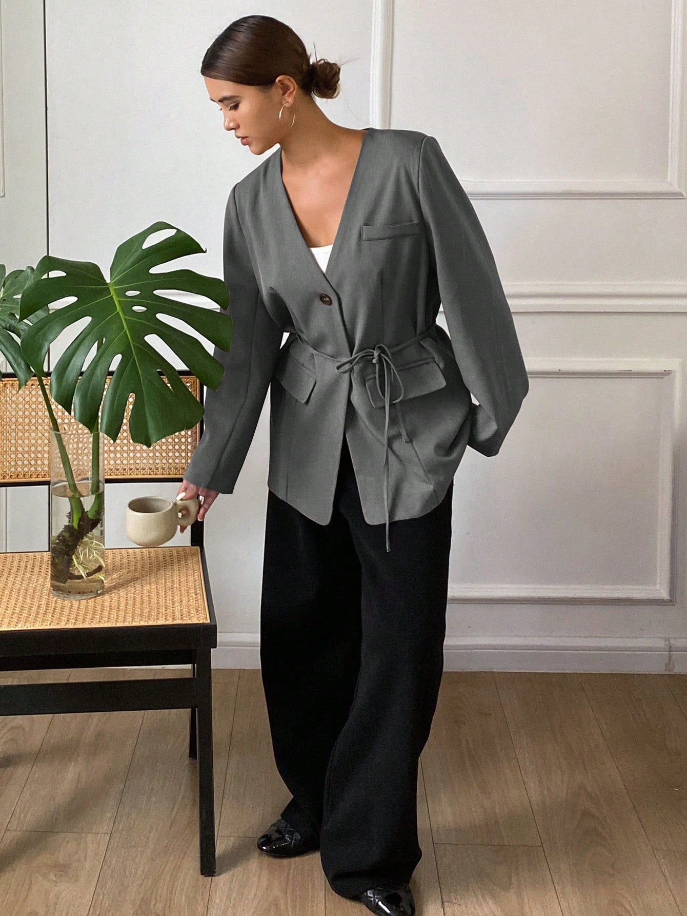 CM-CS620201 Women Casual Seoul Style Lapel Neckline Long Sleeve Loose Pocket Belted Blazer - Gray