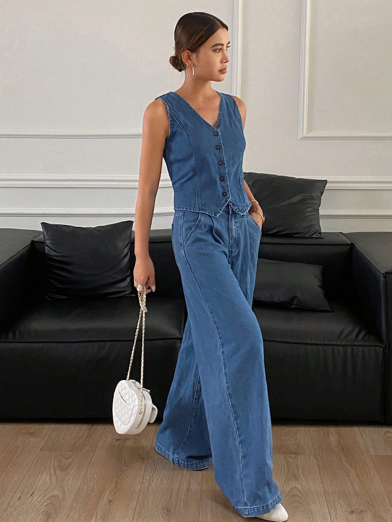 CM-SS947009 Women Casual Seoul Style V-Neck Sleeveless Button Denim Vest With Loose Fit Jeans - Set