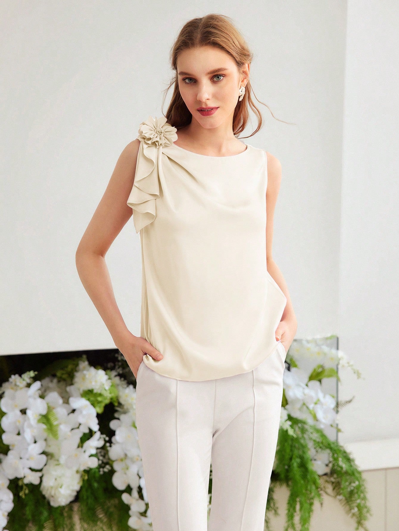 CM-TS912455 Women Elegant Seoul Style Stereo Floral Decor Round Neck Sleeveless Blouse - Apricot