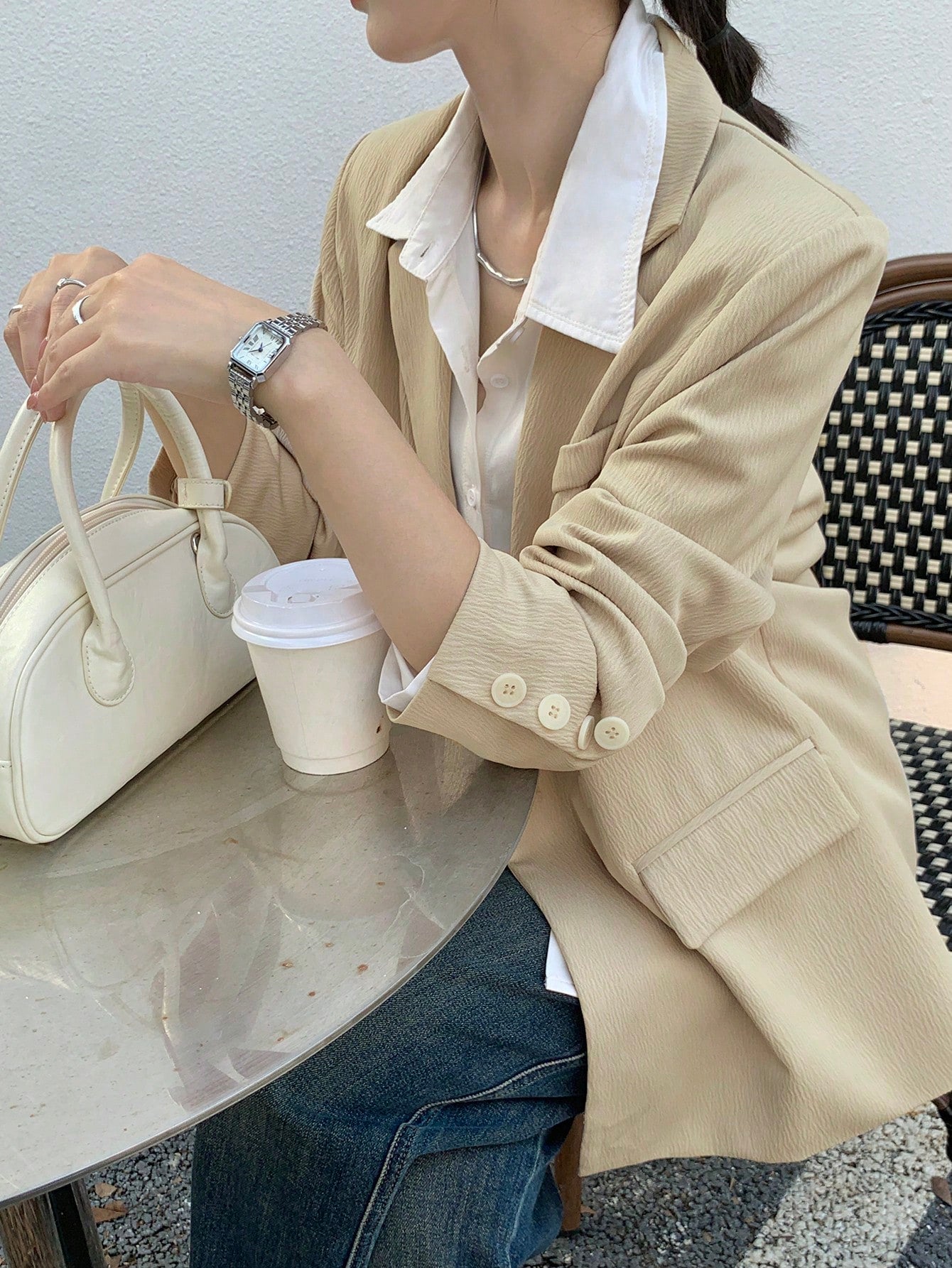 CM-CS087705 Women Elegant Seoul Style Solid Color Lapel Neckline Long Sleeve Textured Loose Fit Blazer