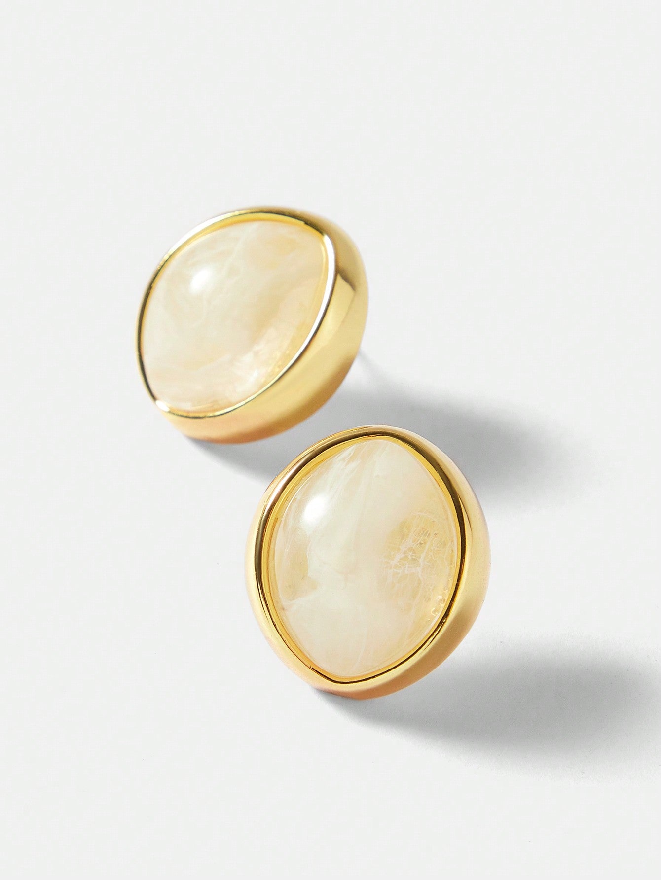 CM-AXS297614 Women Trendy Seoul Style White Resin Horse Eye Design Stud Earrings