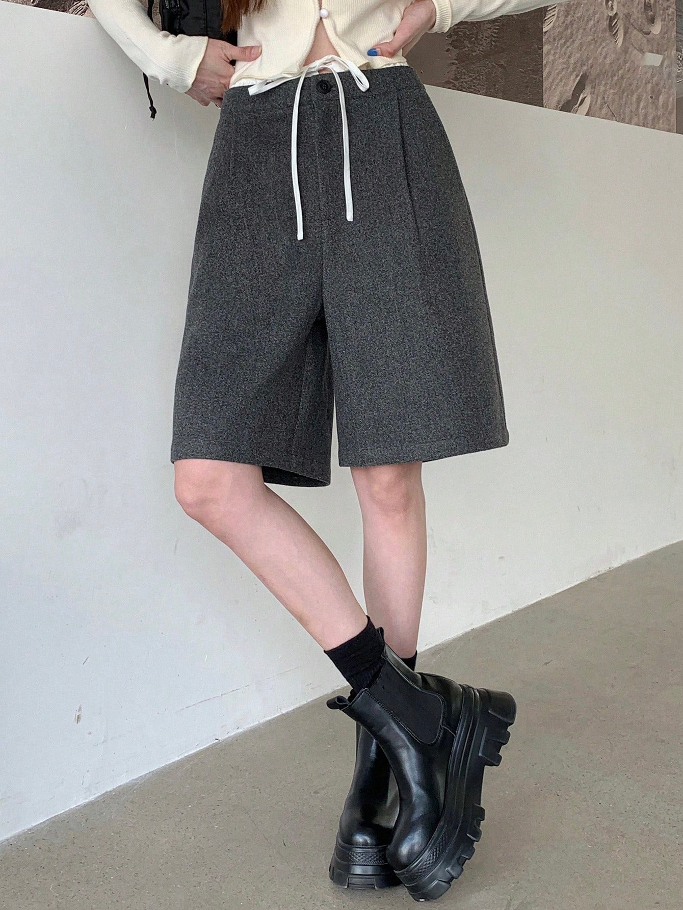 CM-BS882809 Women Casual Seoul Style Wool-Blend Drawstring Mock Layer Pocket Shorts - Gray