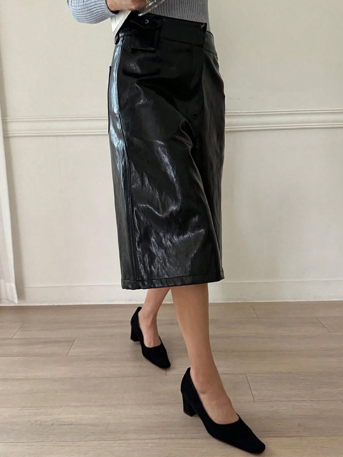 CM-BS755513 Women Casual Seoul Style Solid Color PU Leather Wide Leg Casual Shorts - Black