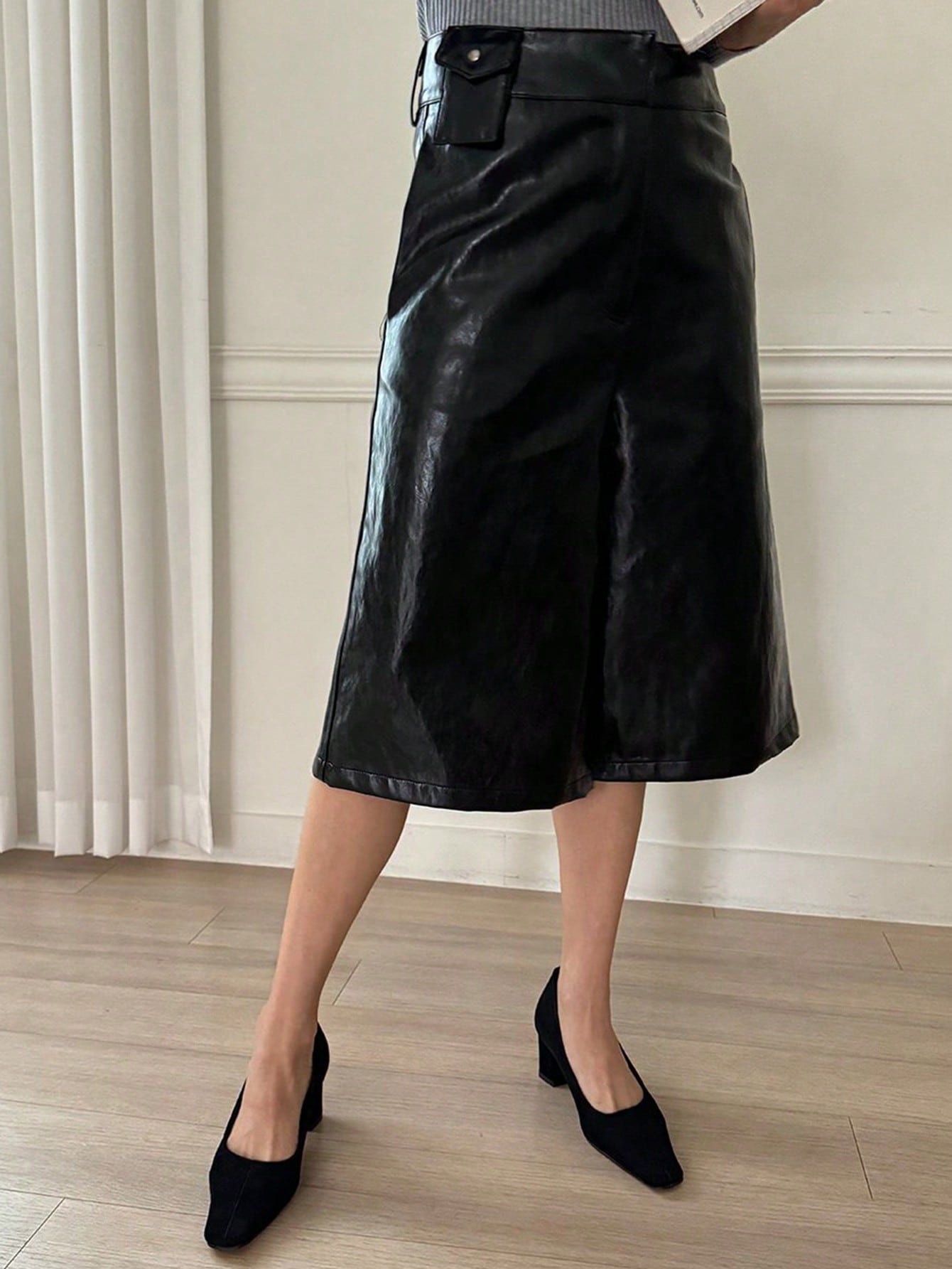 CM-BS755513 Women Casual Seoul Style Solid Color PU Leather Wide Leg Casual Shorts - Black