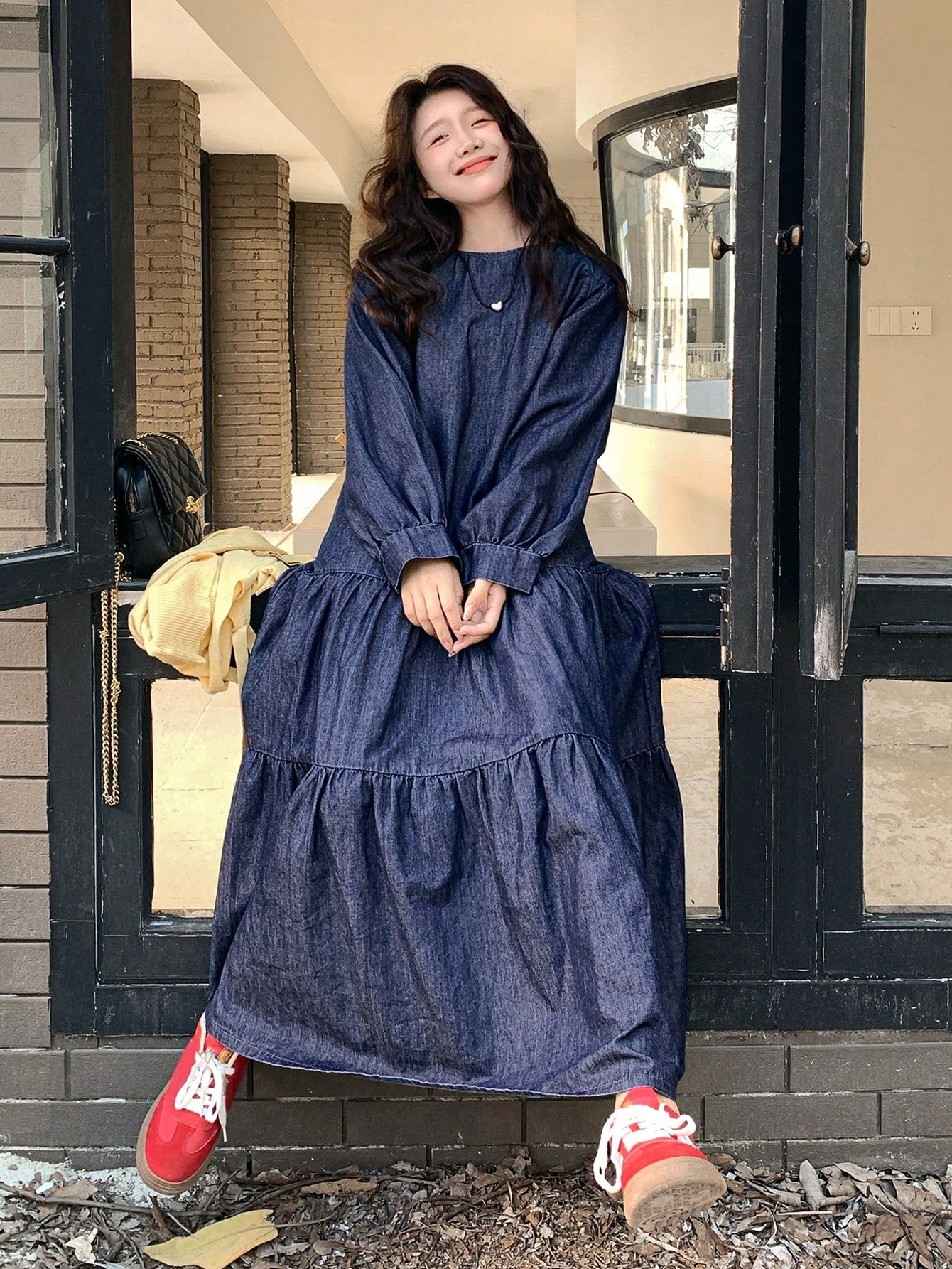 CM-DS258817 Women Casual Seoul Style Medium Wash Round Neck Long Sleeve Drop Waist Denim Dress