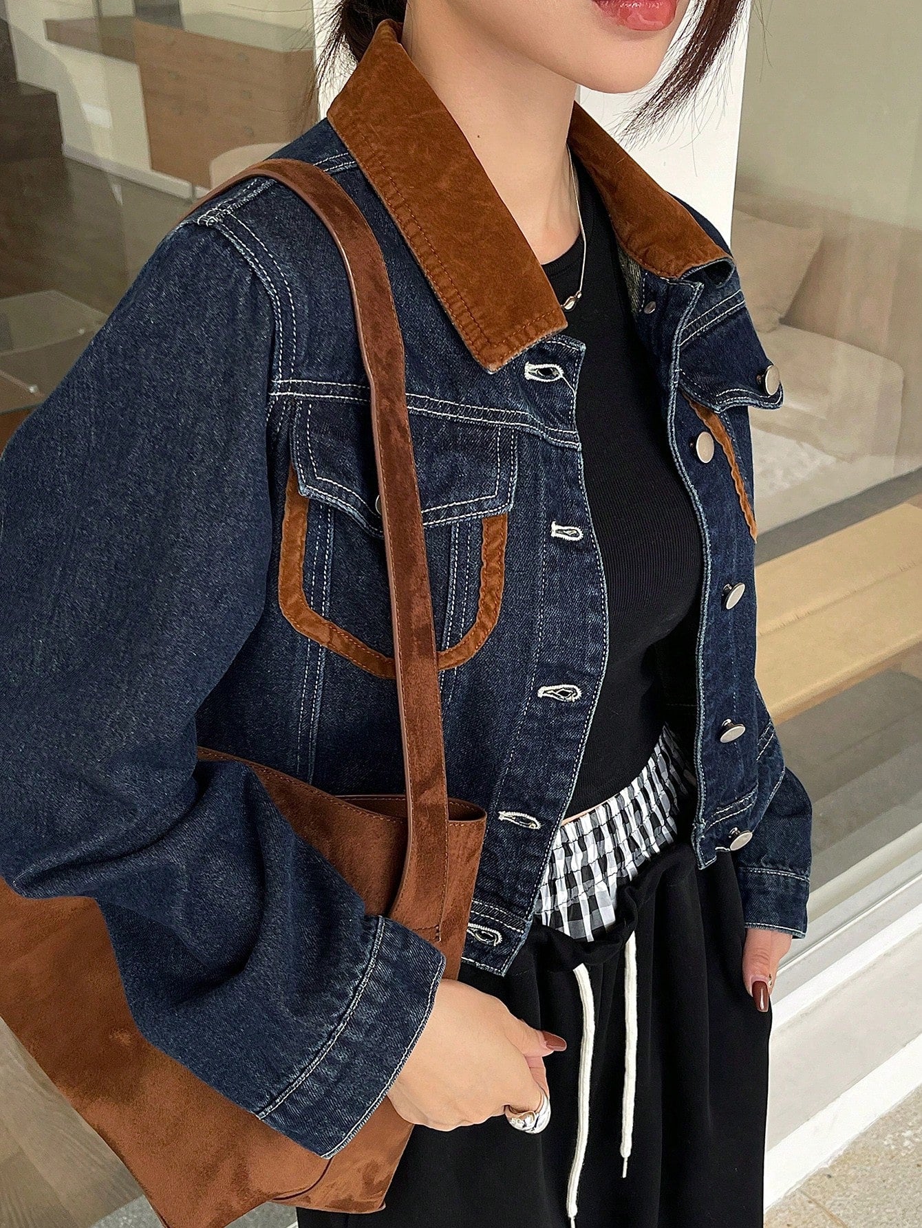 CM-CS550018 Women Casual Seoul Style Medium Wash Contrast Color Block Long Sleeve Denim Jacket