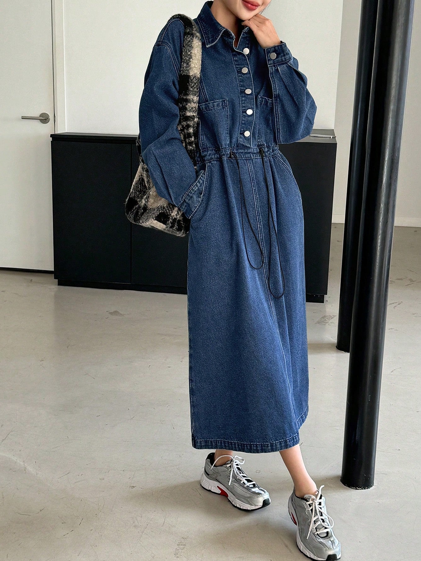 CM-DS246665 Women Casual Seoul Style Medium Wash Long Sleeve High Waisted Collared Shirt Dress