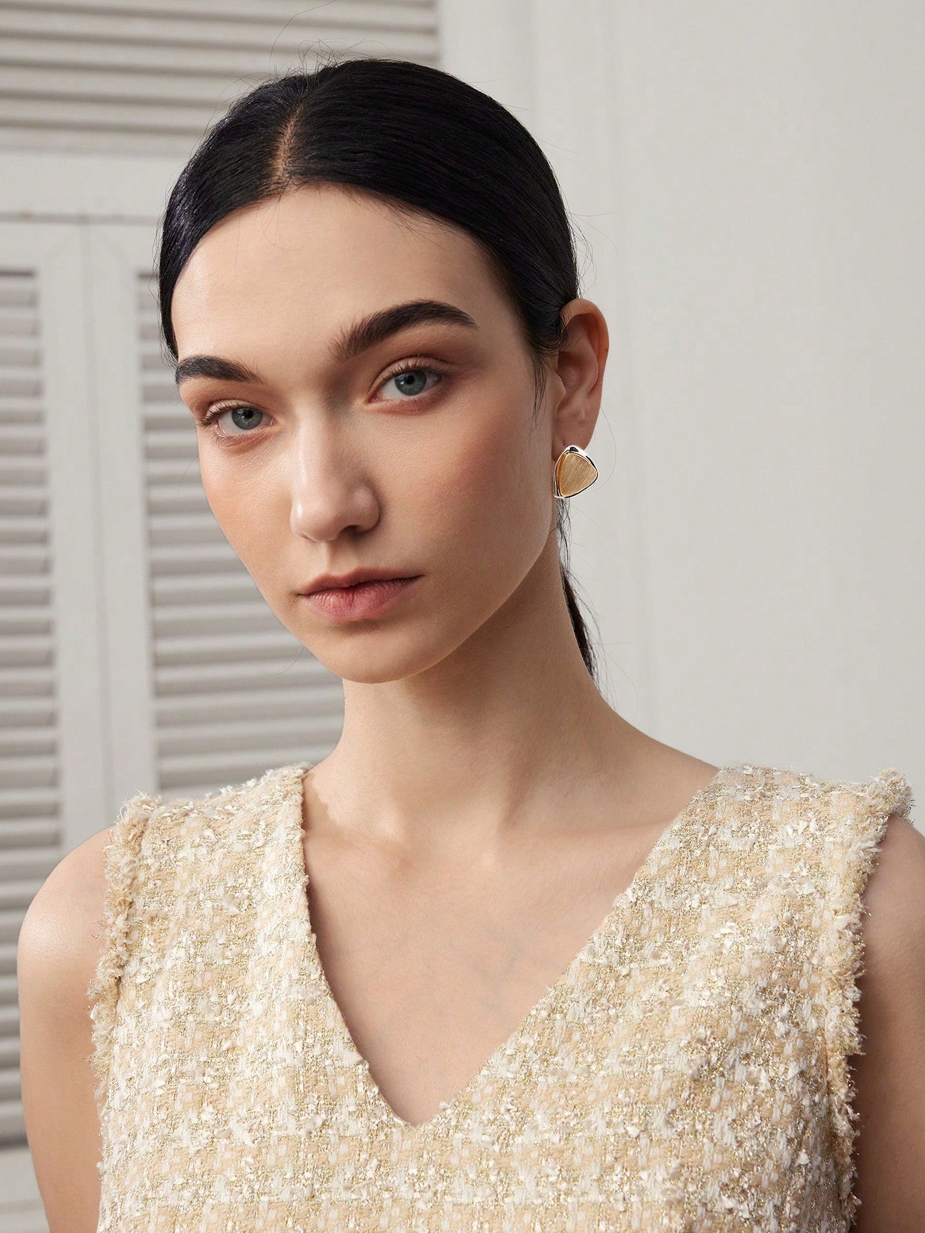 CM-AXS277683 Women Trendy Seoul Style Triangle Contrast Trim Stud Earrings