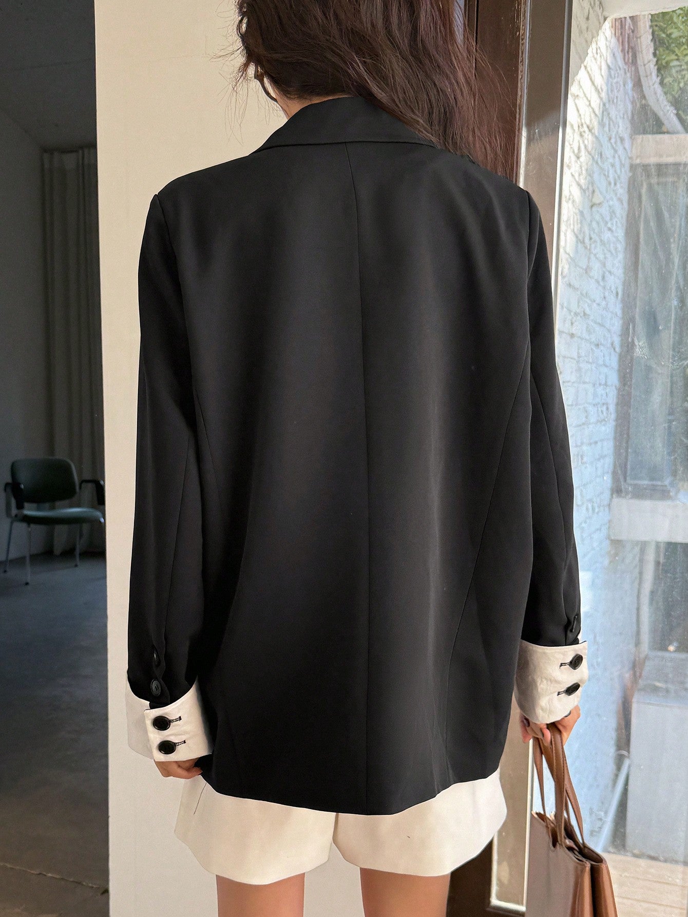 CM-CS274516 Women Casual Seoul Style Lapel Neckline Long Sleeve Two-Tone Cuff Blazer Jacket - Black