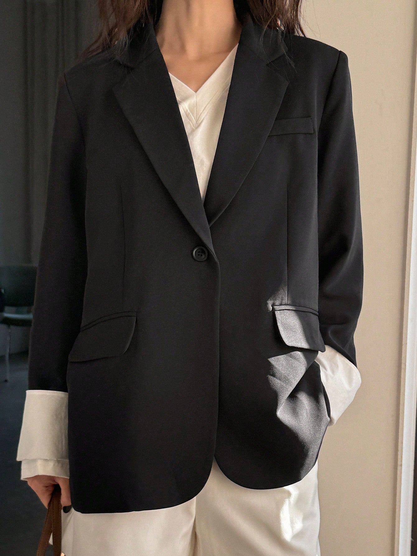 CM-CS274516 Women Casual Seoul Style Lapel Neckline Long Sleeve Two-Tone Cuff Blazer Jacket - Black