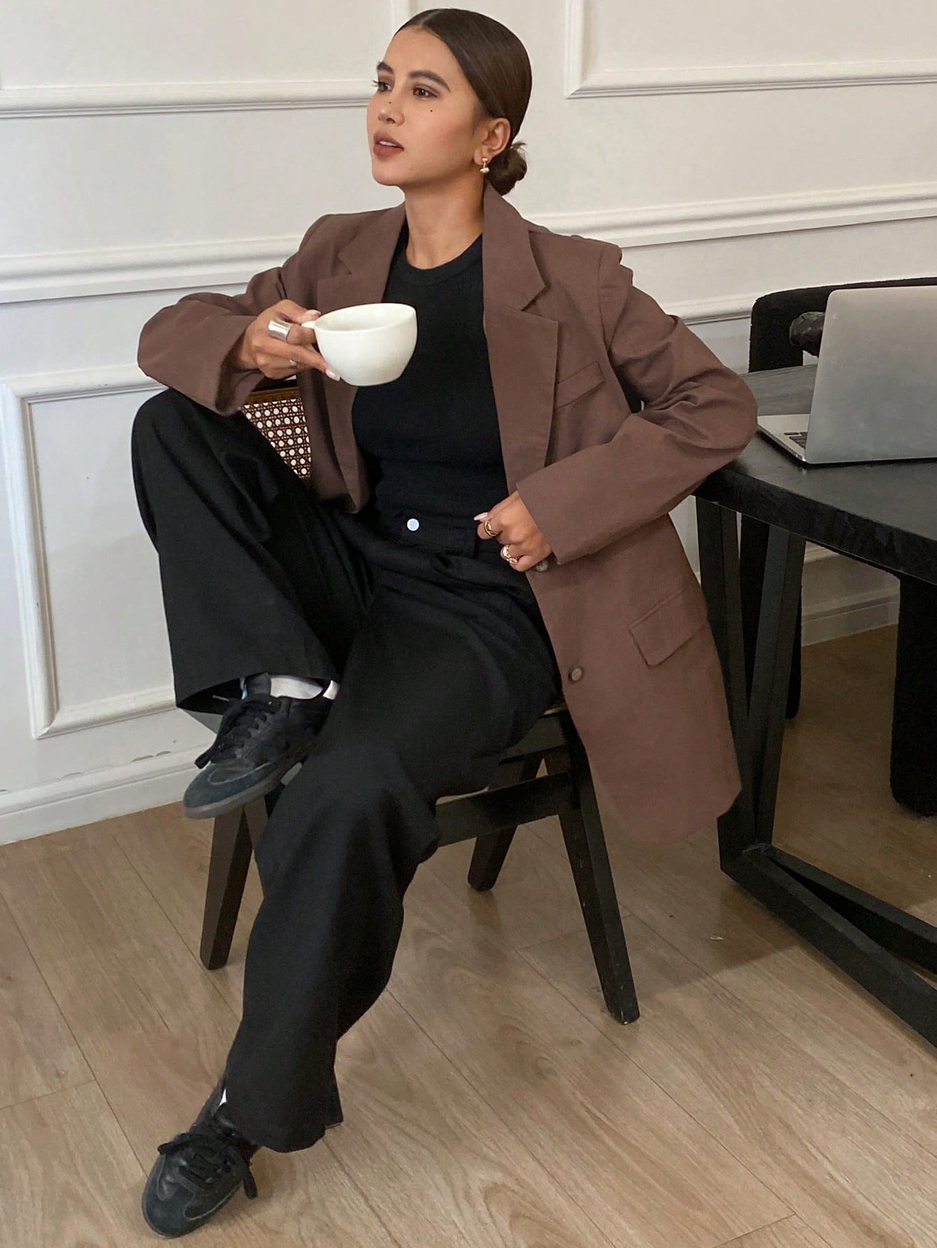 CM-CS373712 Women Casual Seoul Style Solid Color Lapel Long Sleeve Loose Fit Pocket Blazer - Brown