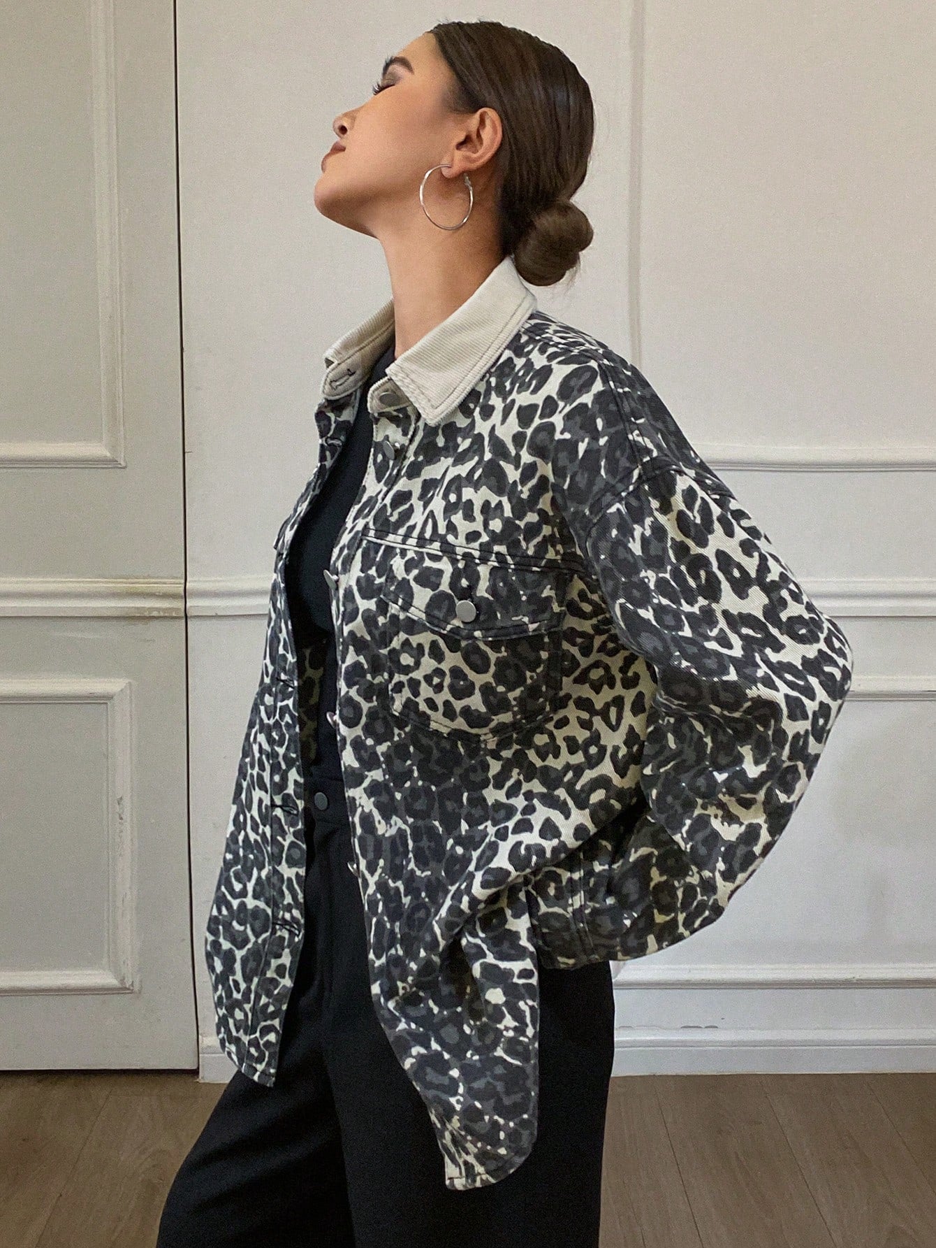 CM-CS625327 Women Casual Seoul Style Leopard Print Collar Necline Drop Shoulder Denim Jacket - Brown